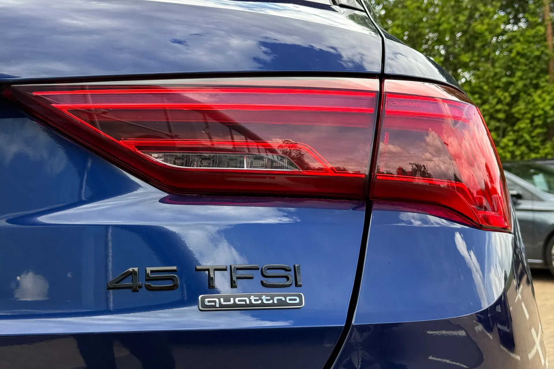 Audi Q3 thumbnail image number 46
