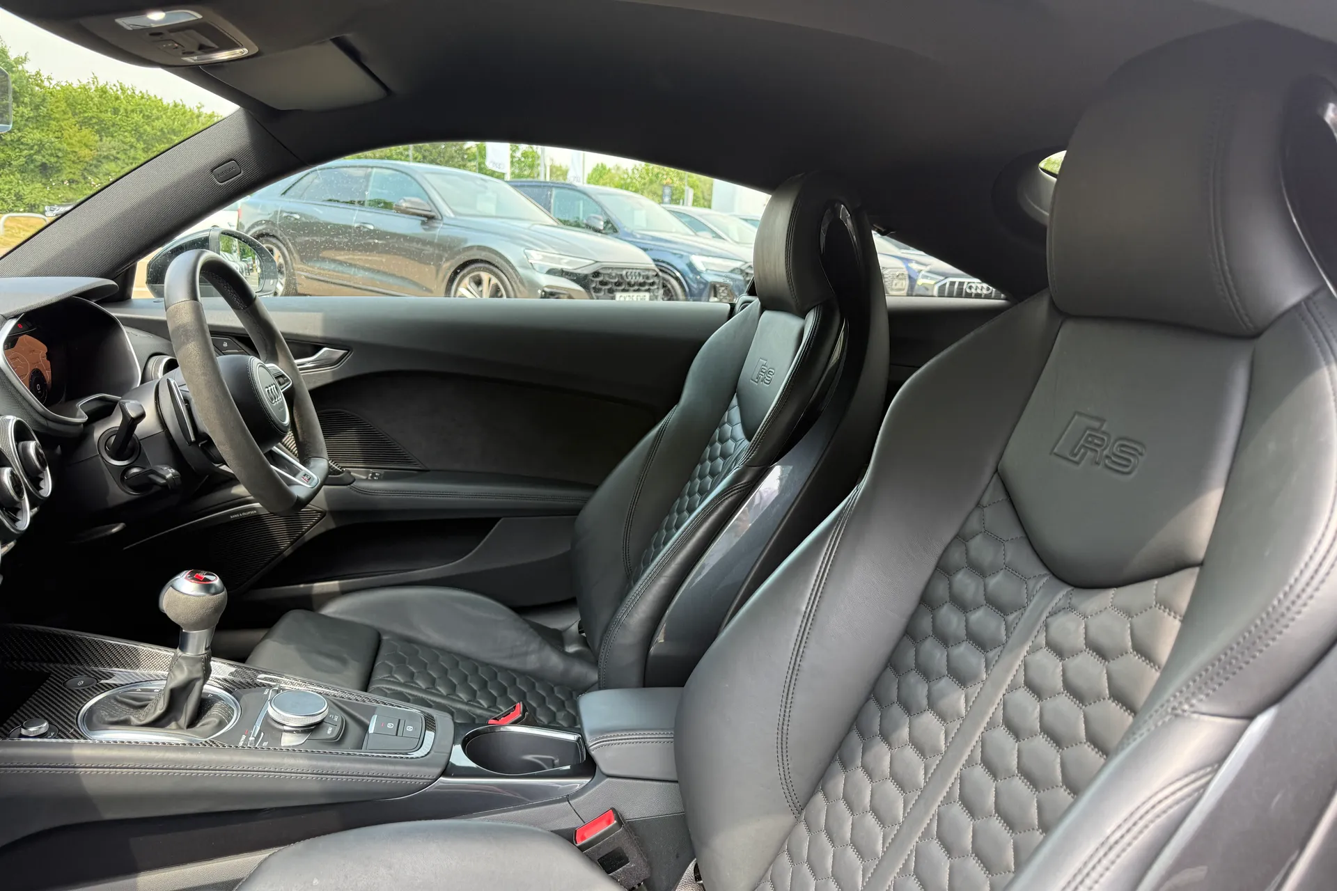 Audi TT thumbnail image number 50