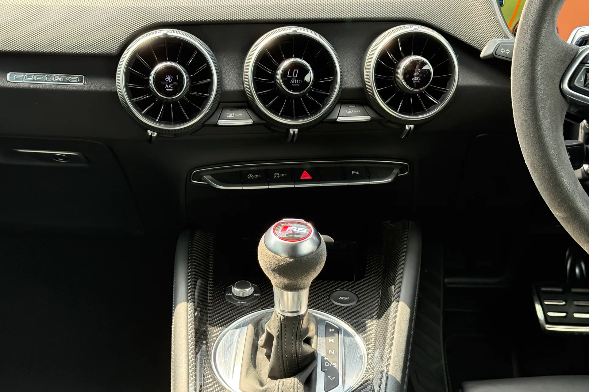 Audi TT thumbnail image number 35