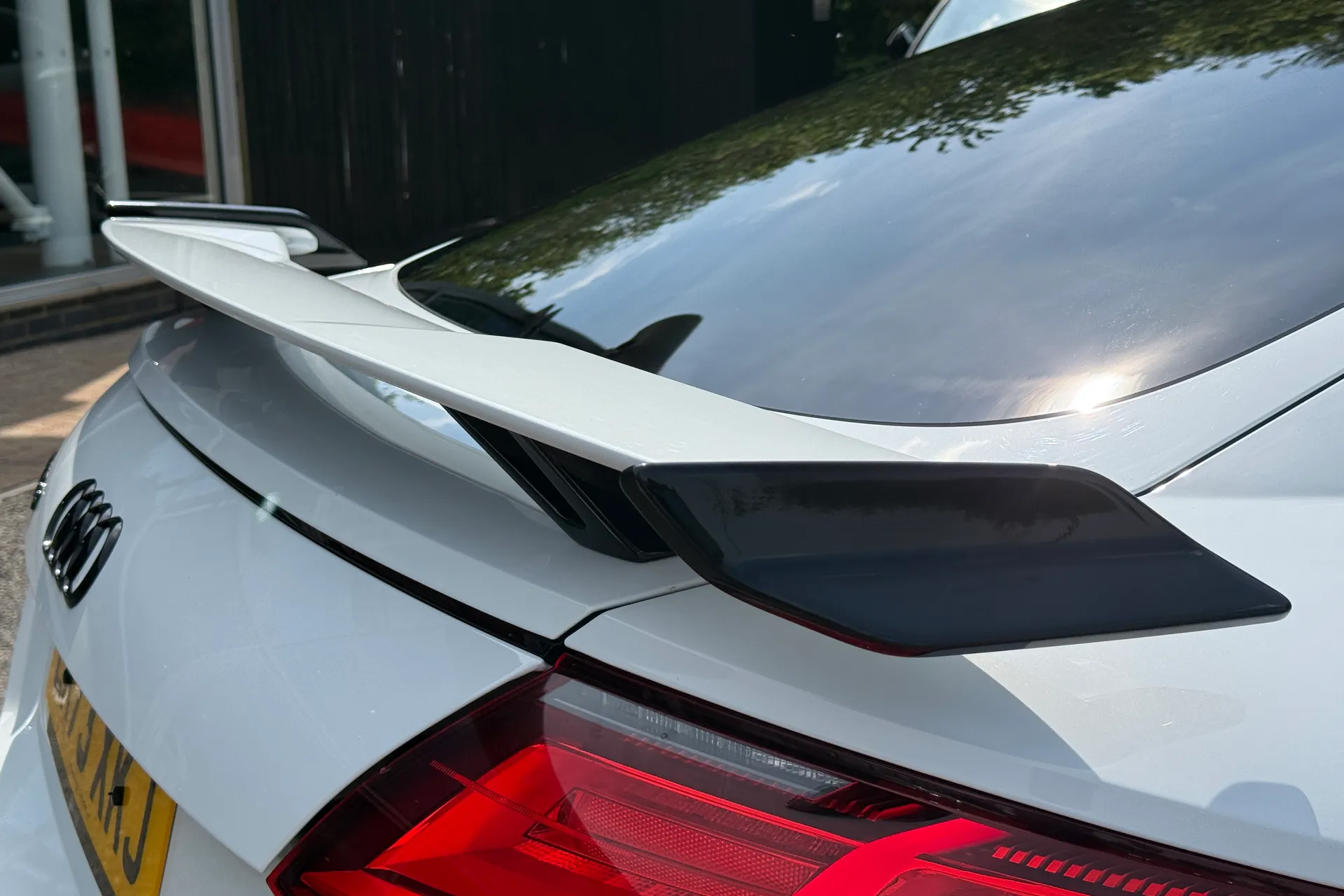Audi TT thumbnail image number 41