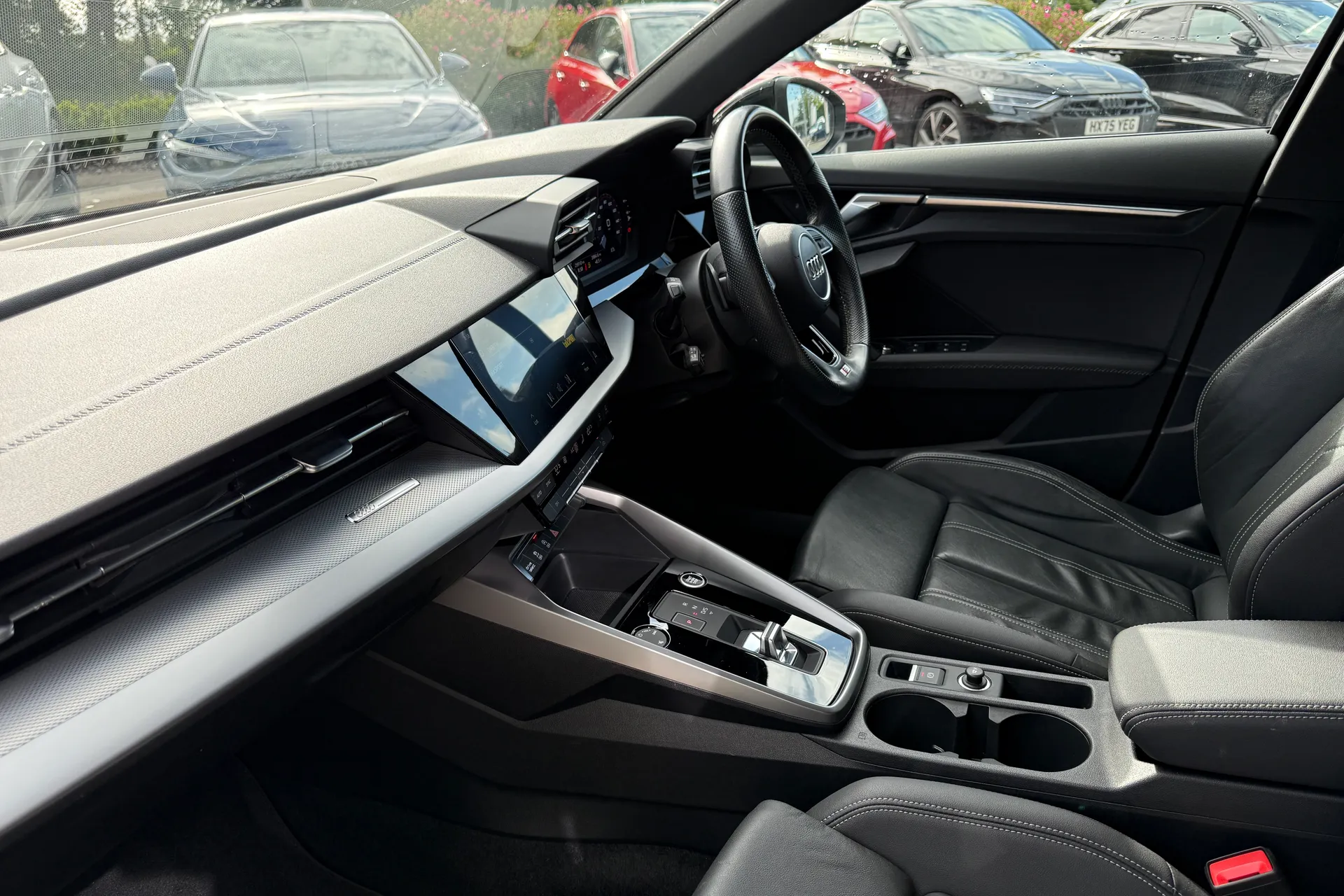Audi A3 thumbnail image number 25