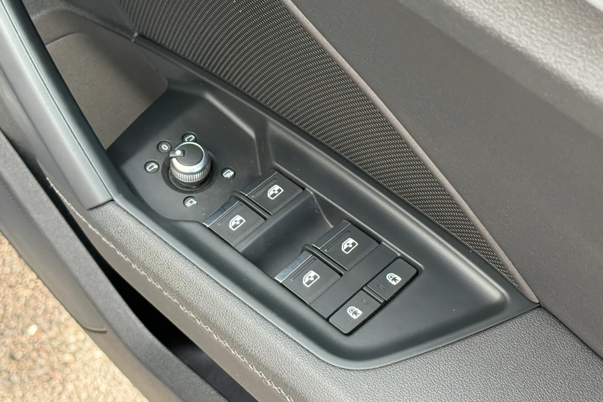 Audi A3 thumbnail image number 32