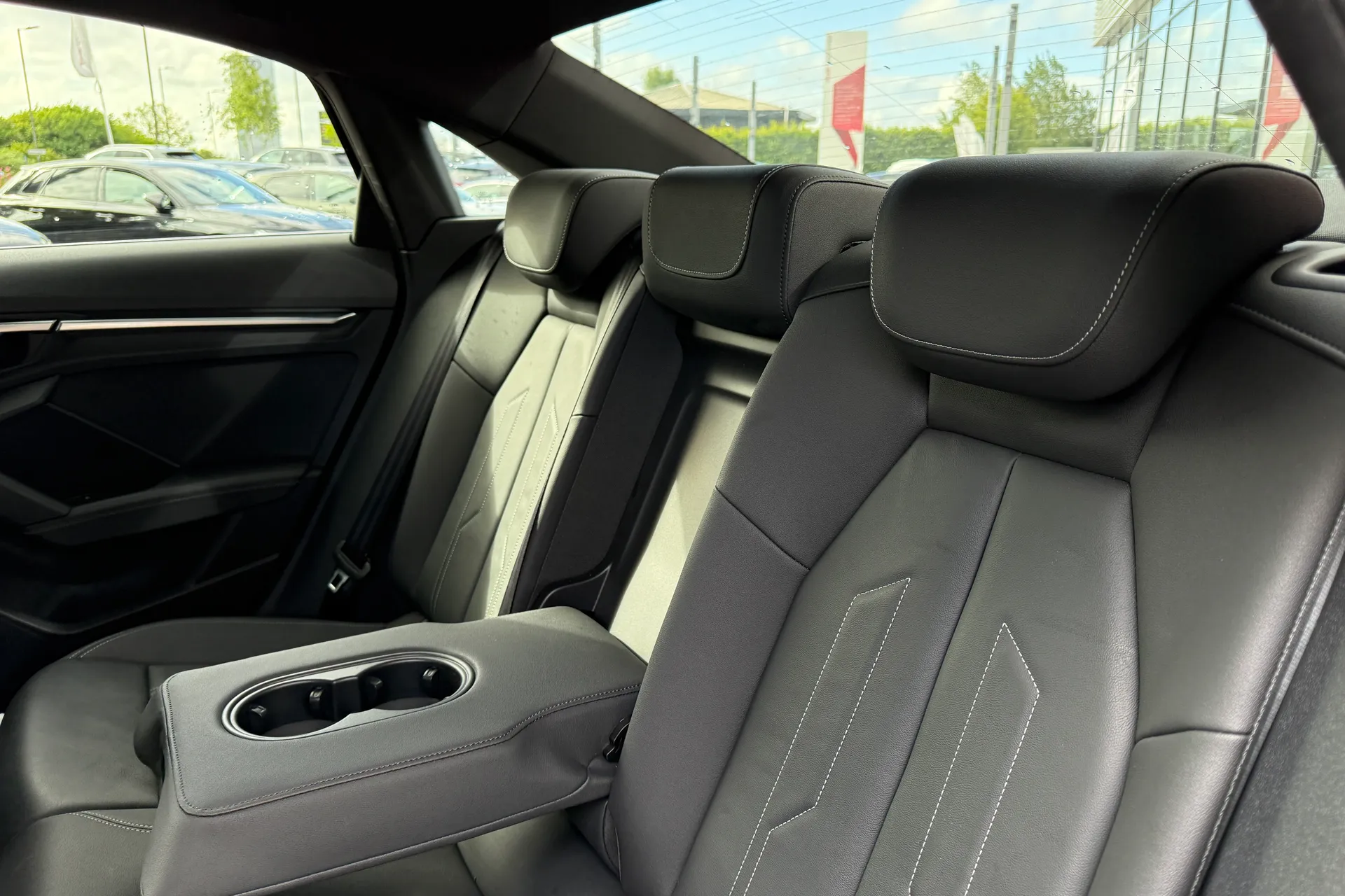 Audi A3 thumbnail image number 41