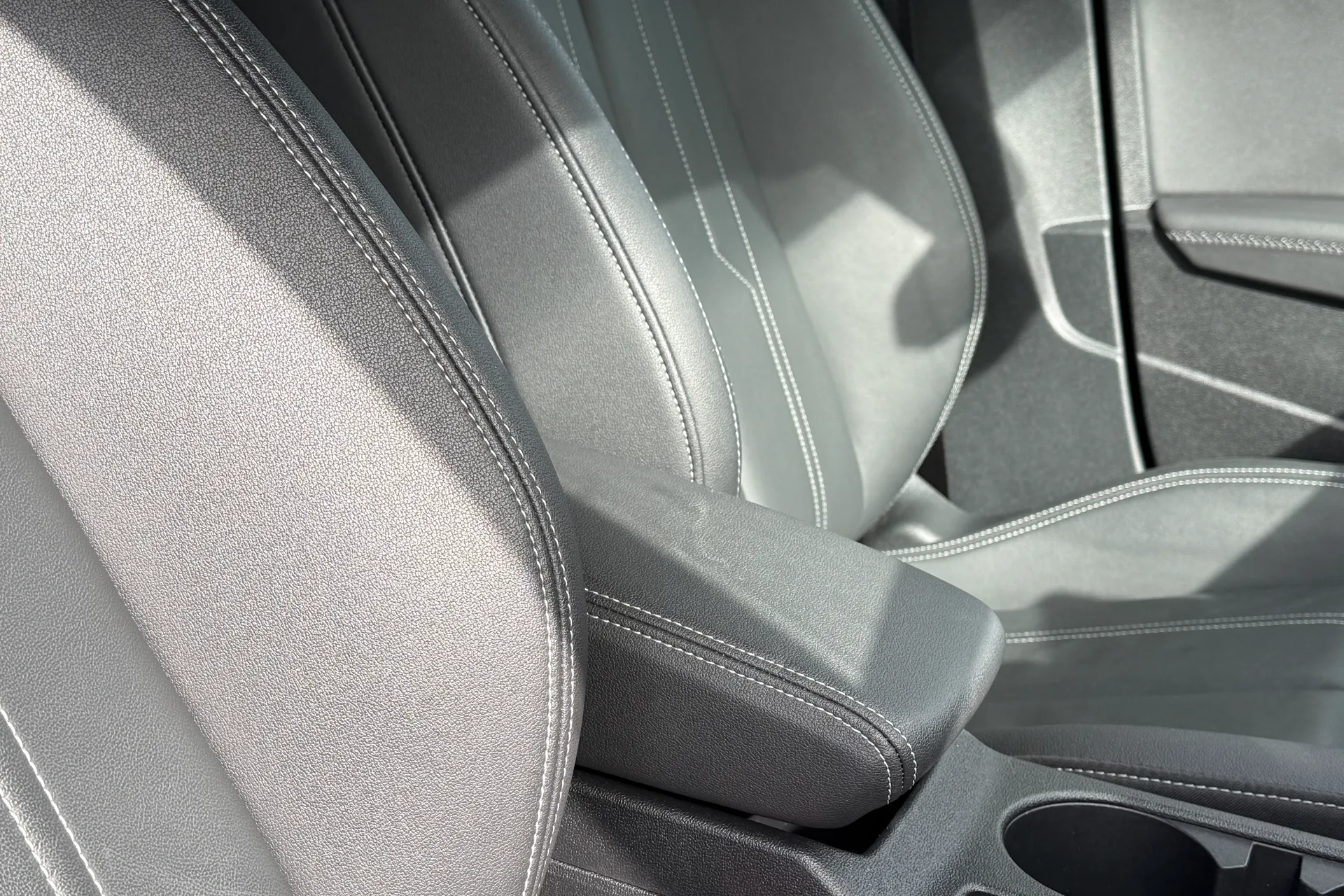 Audi A3 thumbnail image number 27