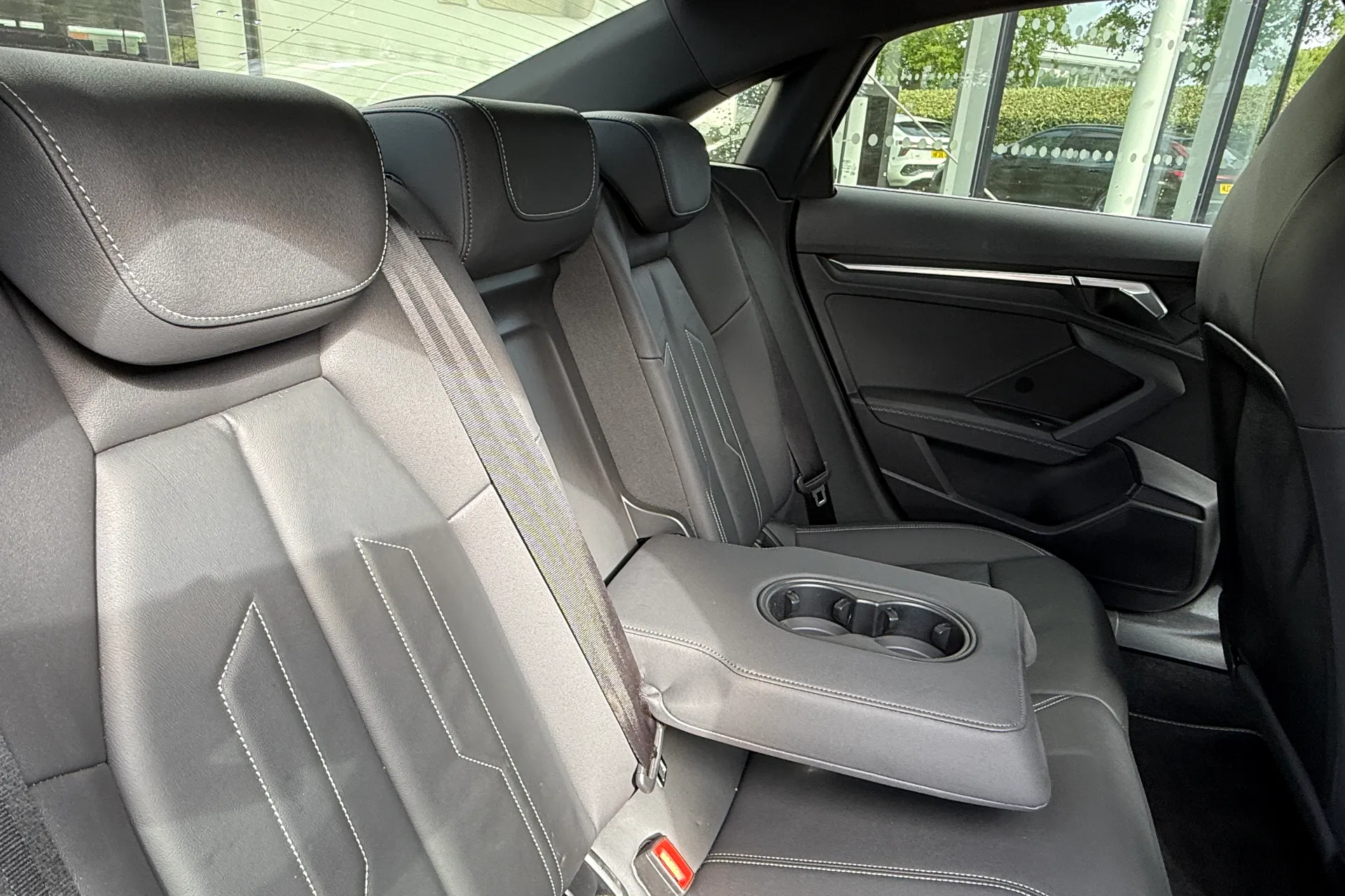 Audi A3 thumbnail image number 37