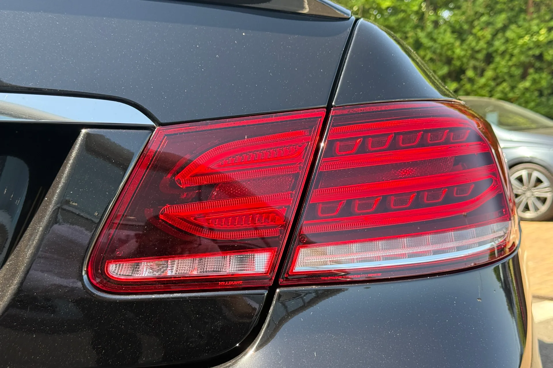 MERCEDES-BENZ E CLASS thumbnail image number 39