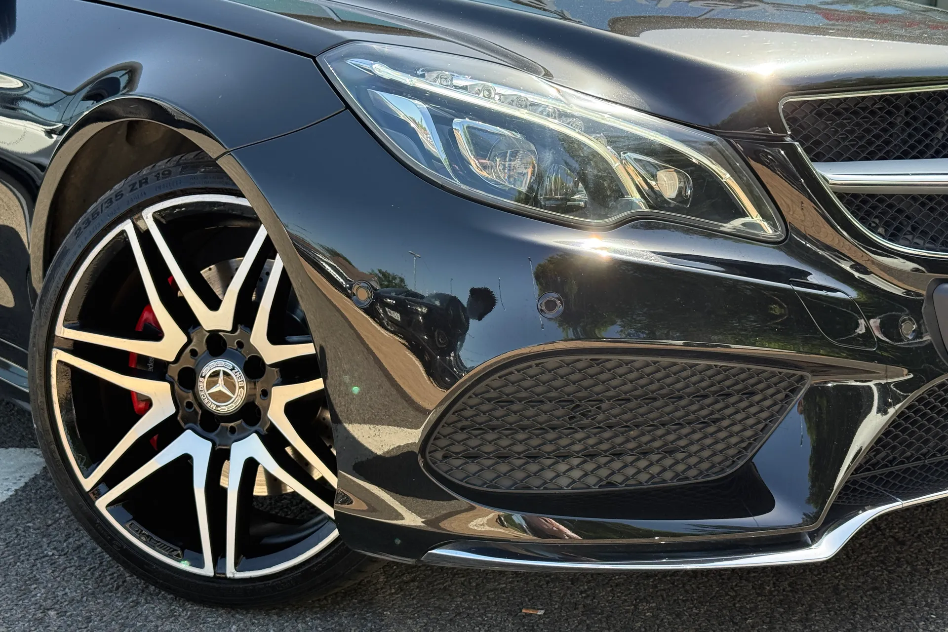MERCEDES-BENZ E CLASS thumbnail image number 8