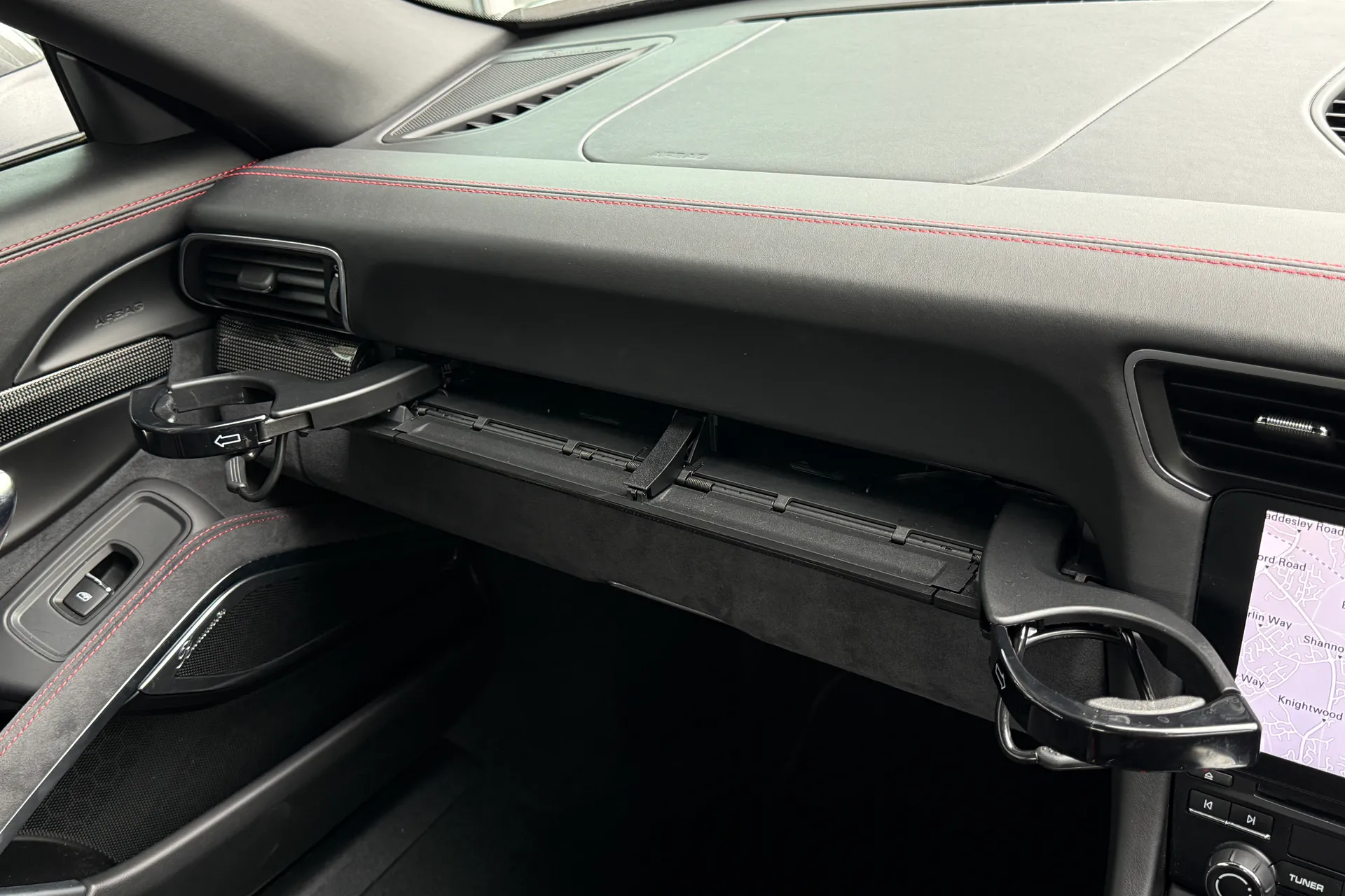 Porsche 911 thumbnail image number 26