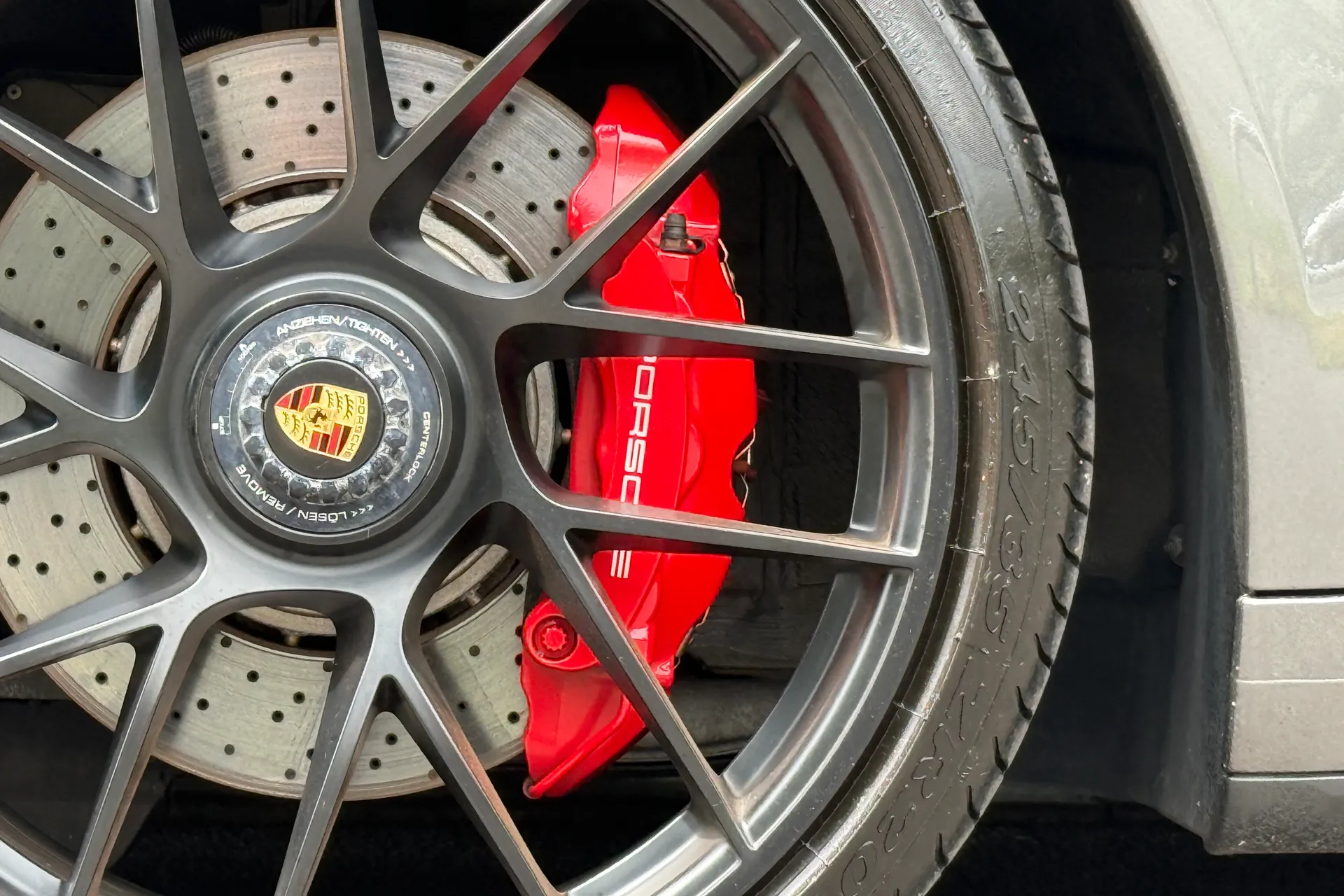 Porsche 911 thumbnail image number 39