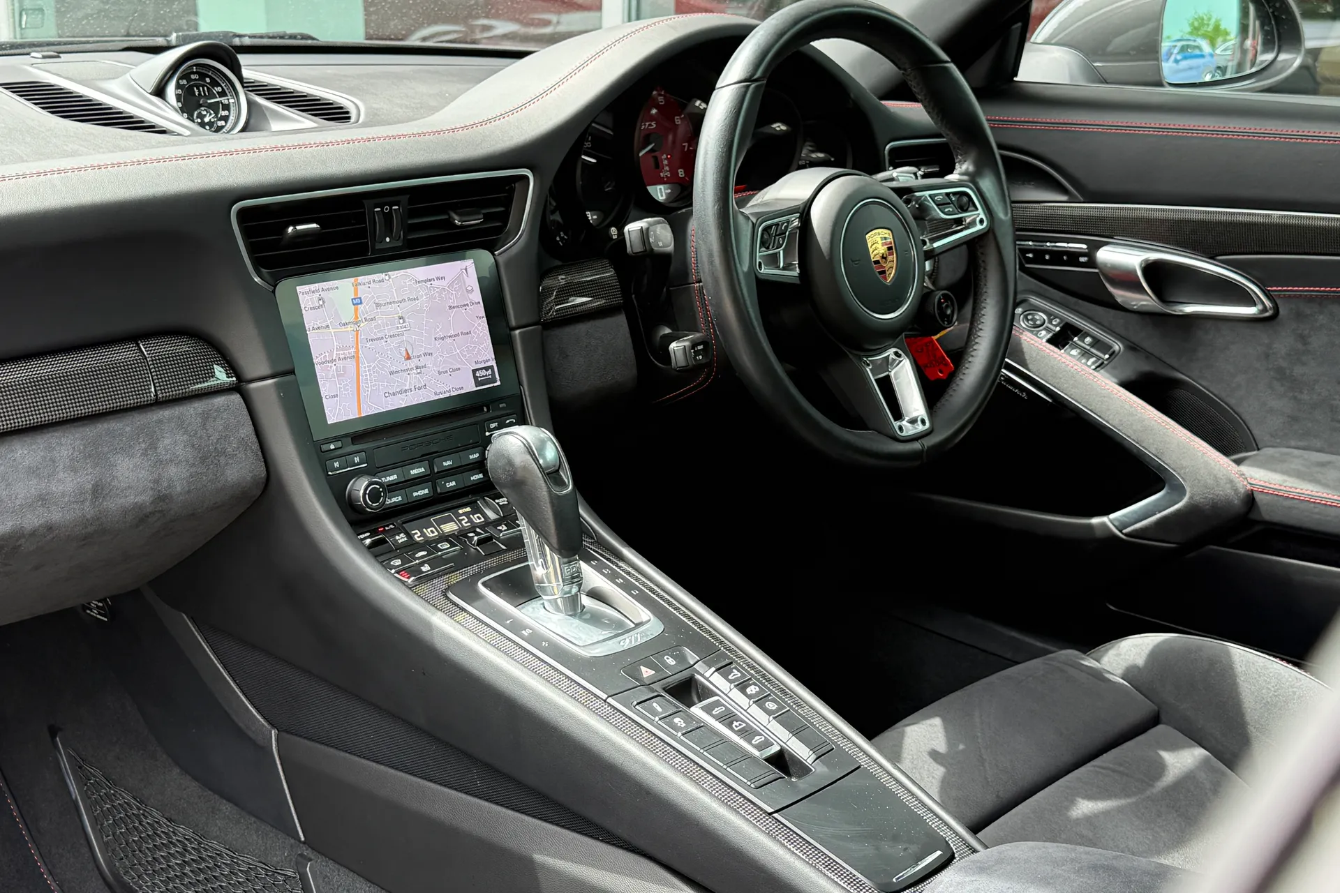 Porsche 911 thumbnail image number 41