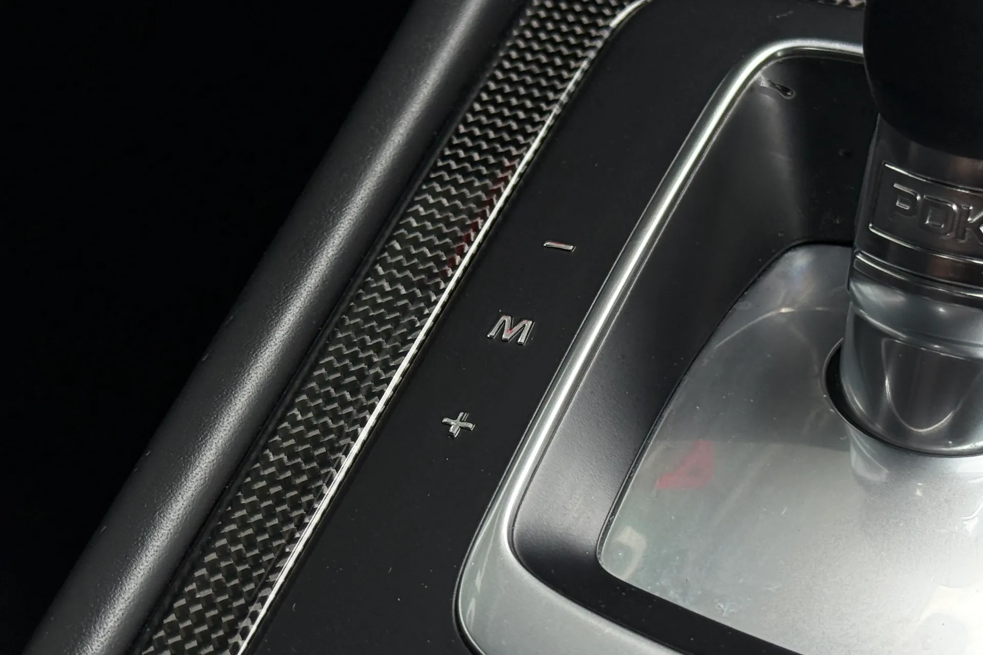 Porsche 911 thumbnail image number 23