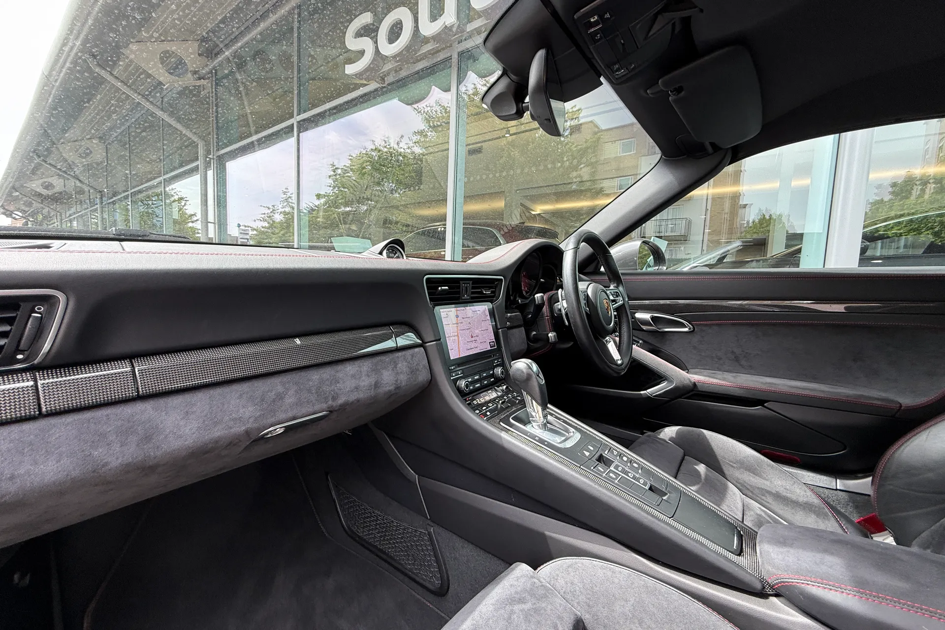 Porsche 911 thumbnail image number 7