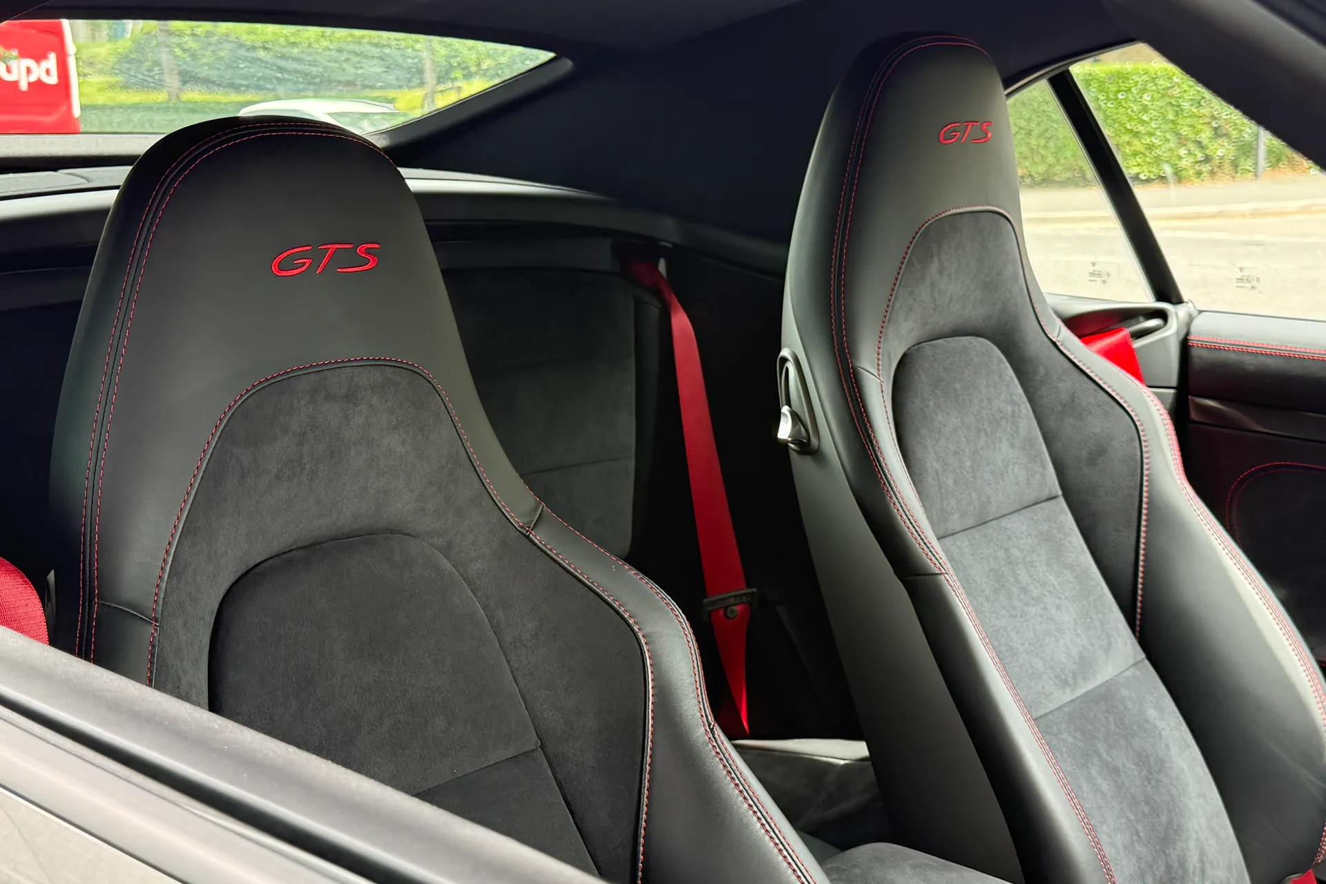 Porsche 911 thumbnail image number 53