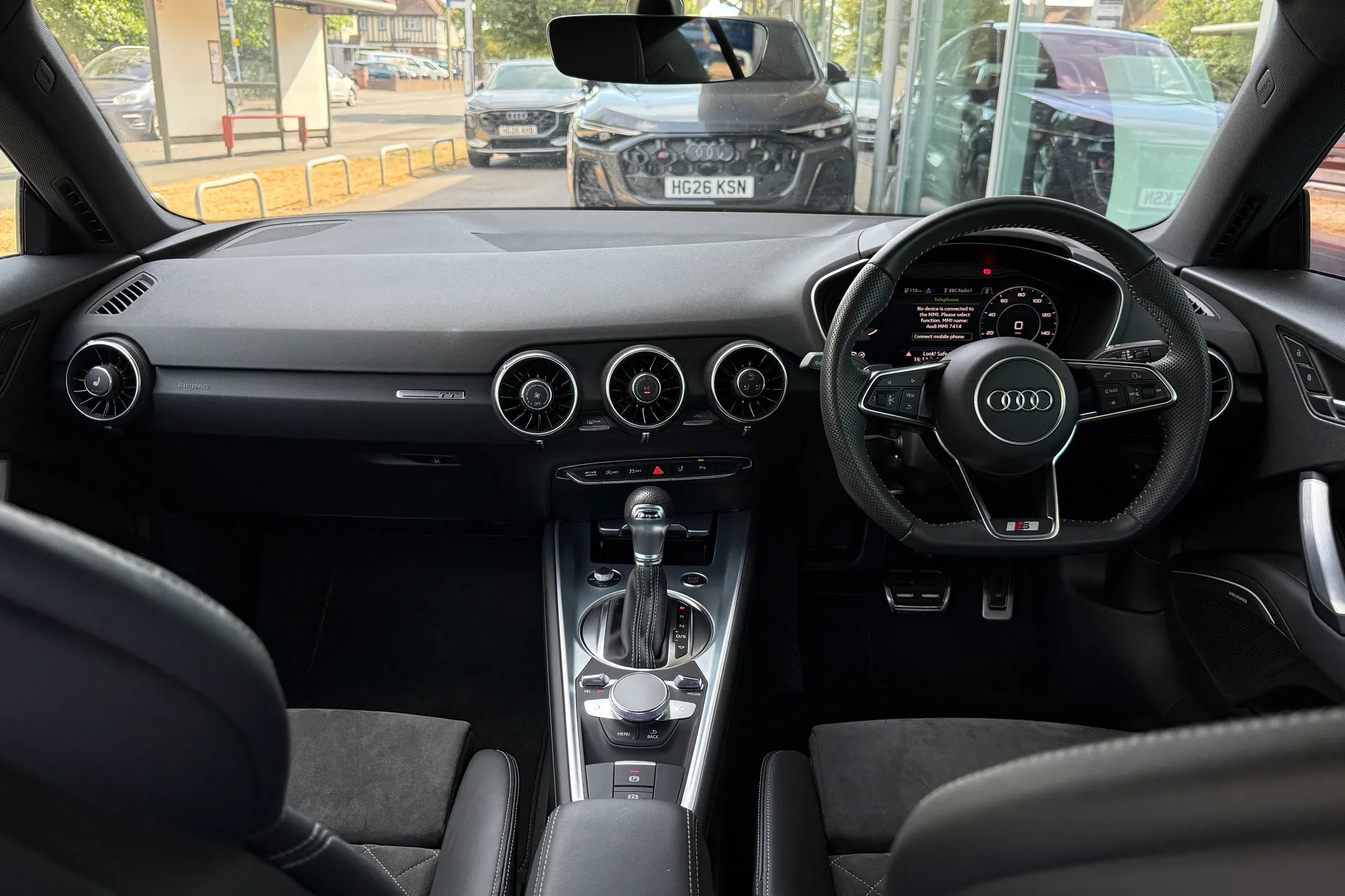 Audi TT thumbnail image number 36