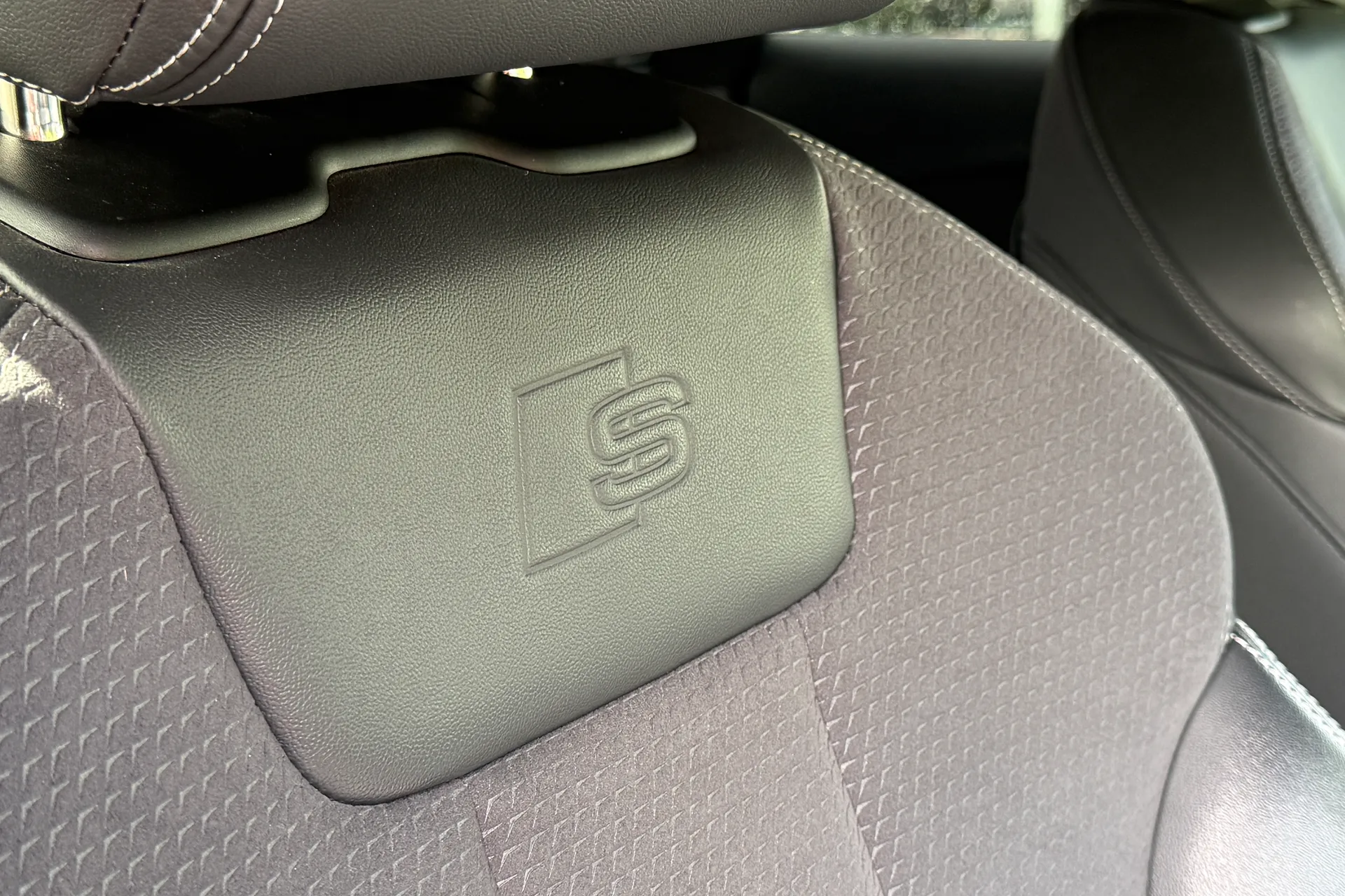 Audi A5 thumbnail image number 41