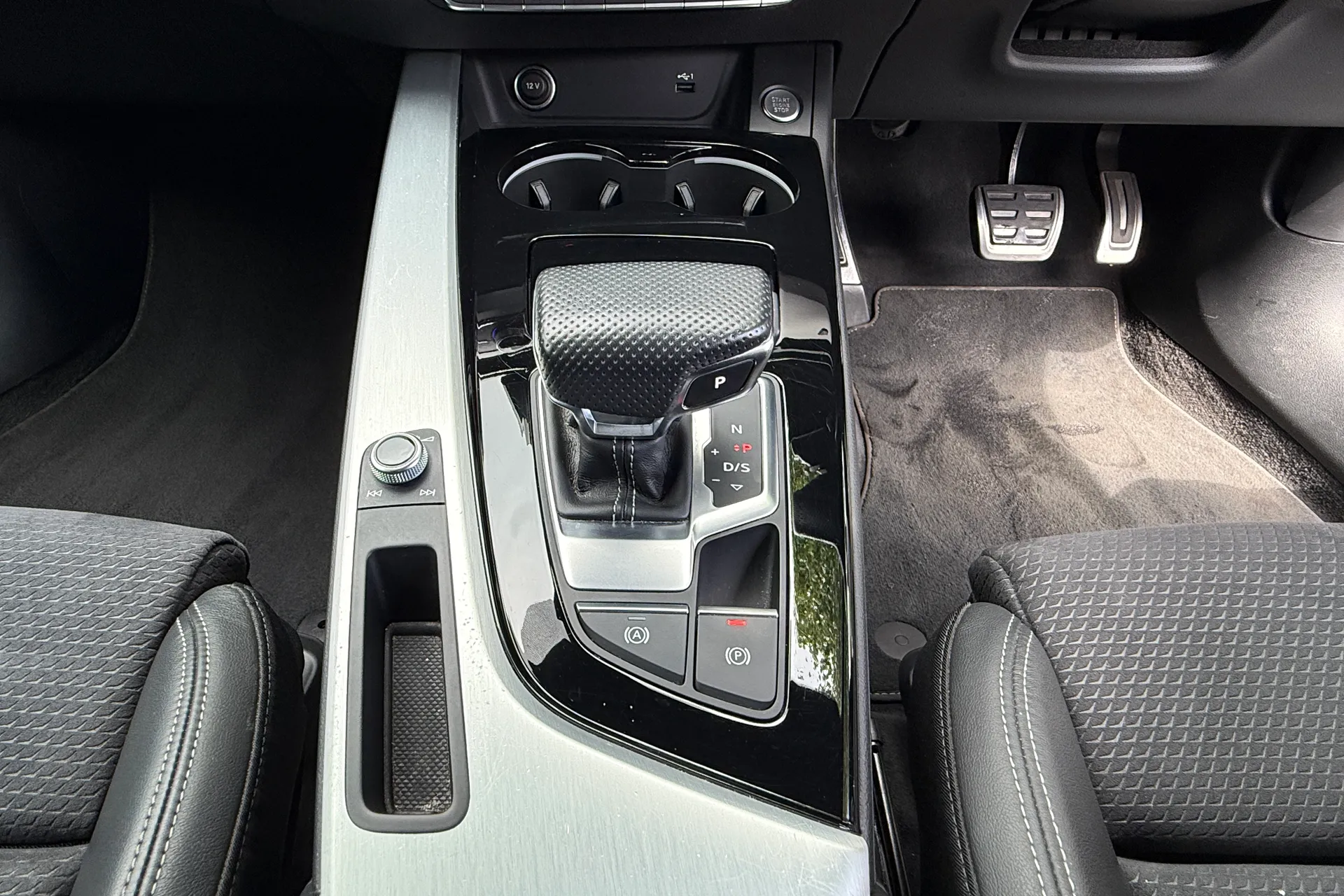 Audi A5 thumbnail image number 50