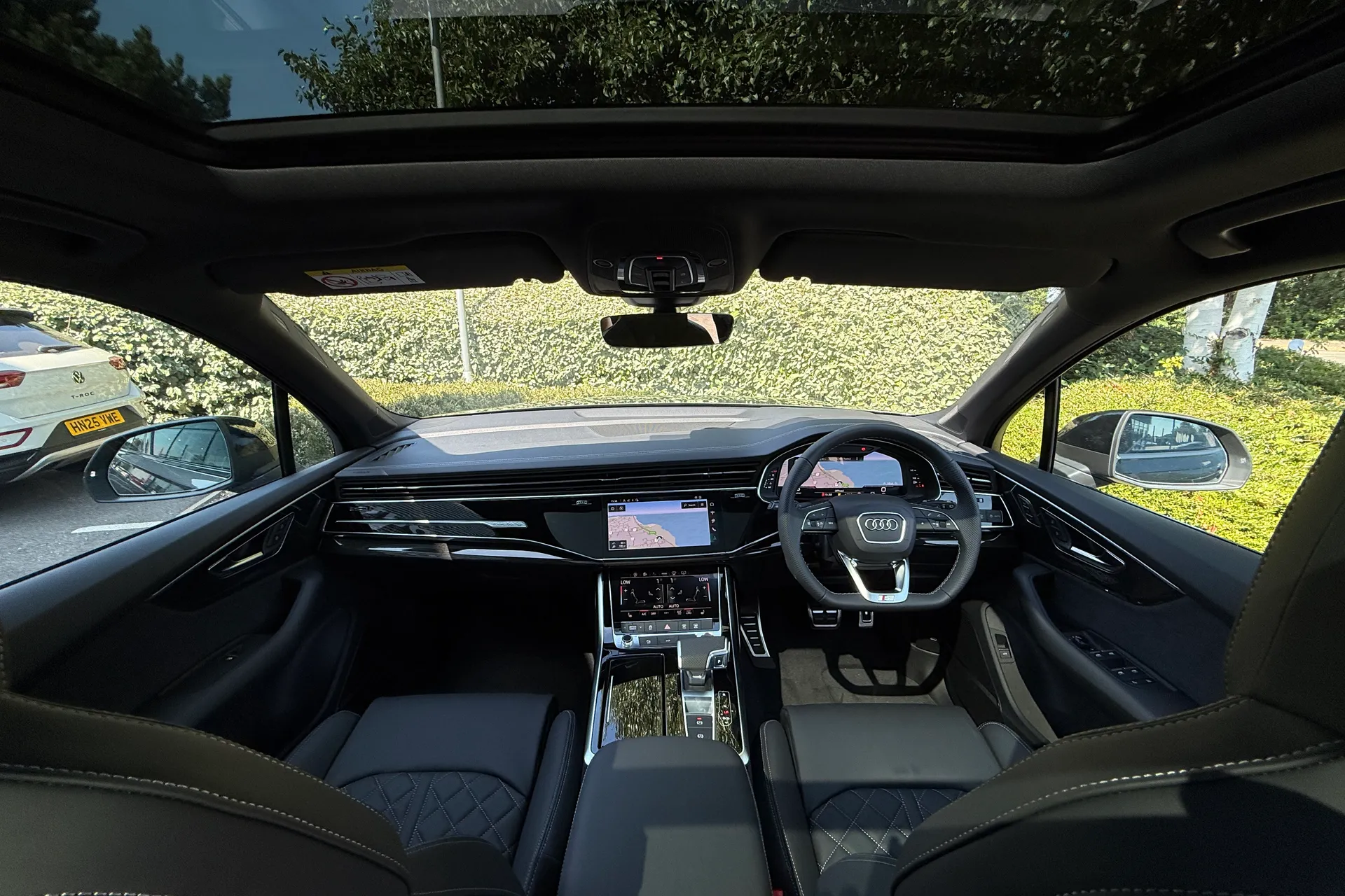 Audi Q7 thumbnail image number 6
