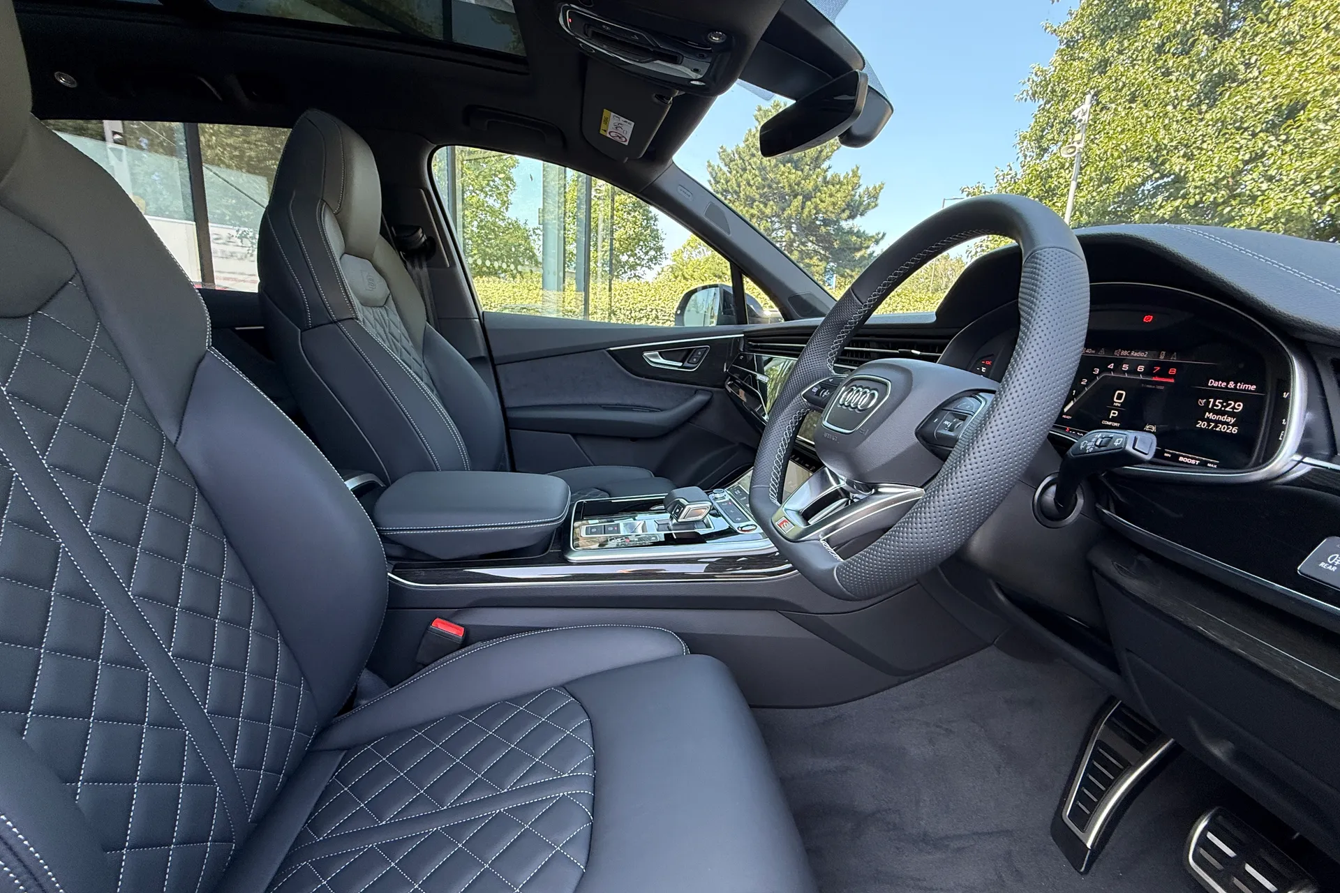 Audi Q7 thumbnail image number 37