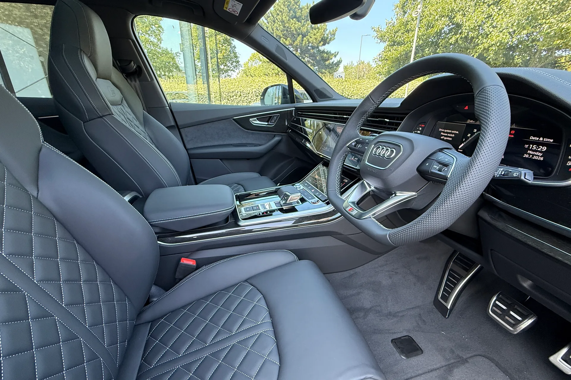 Audi Q7 thumbnail image number 35