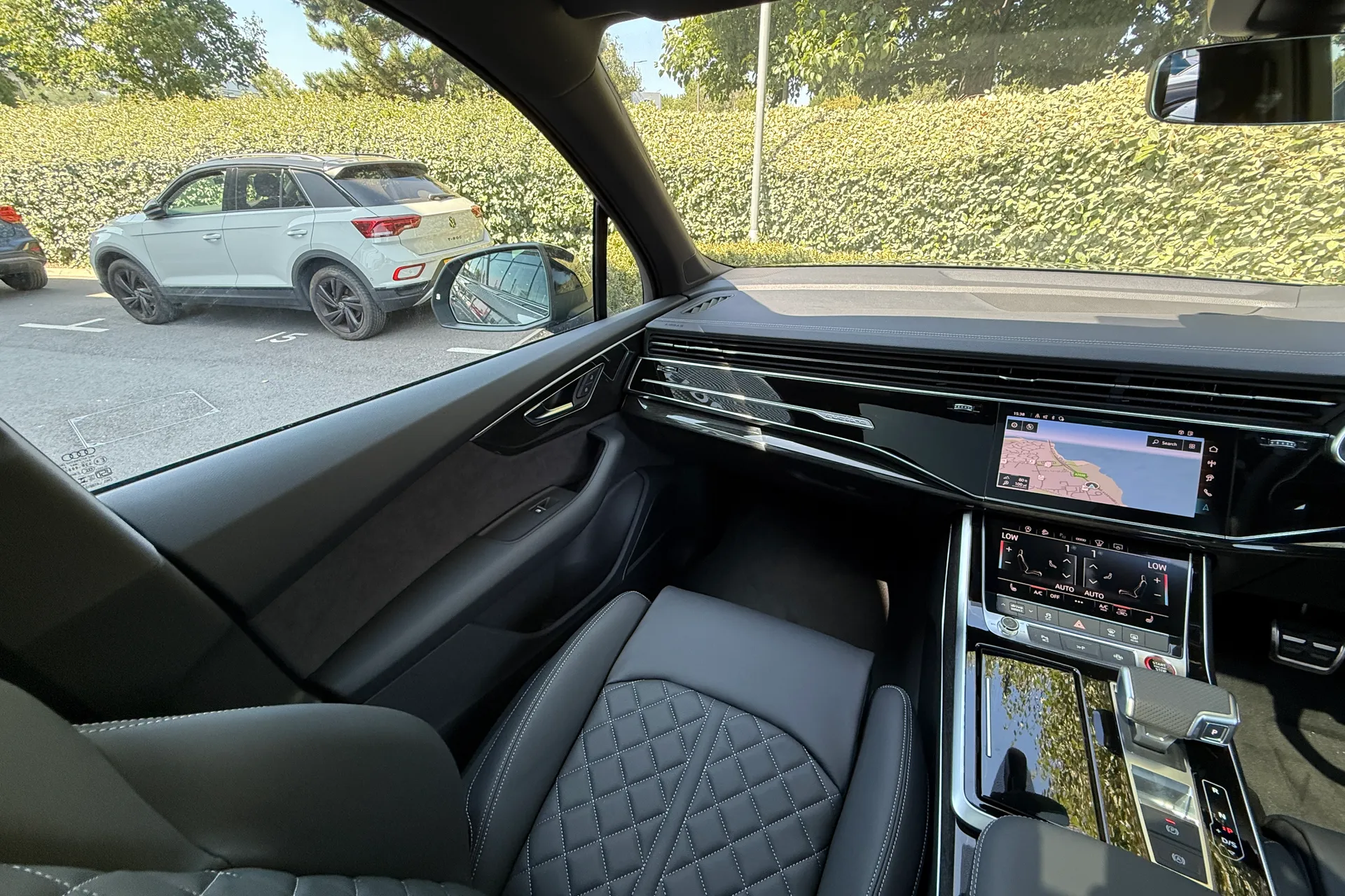 Audi Q7 thumbnail image number 61