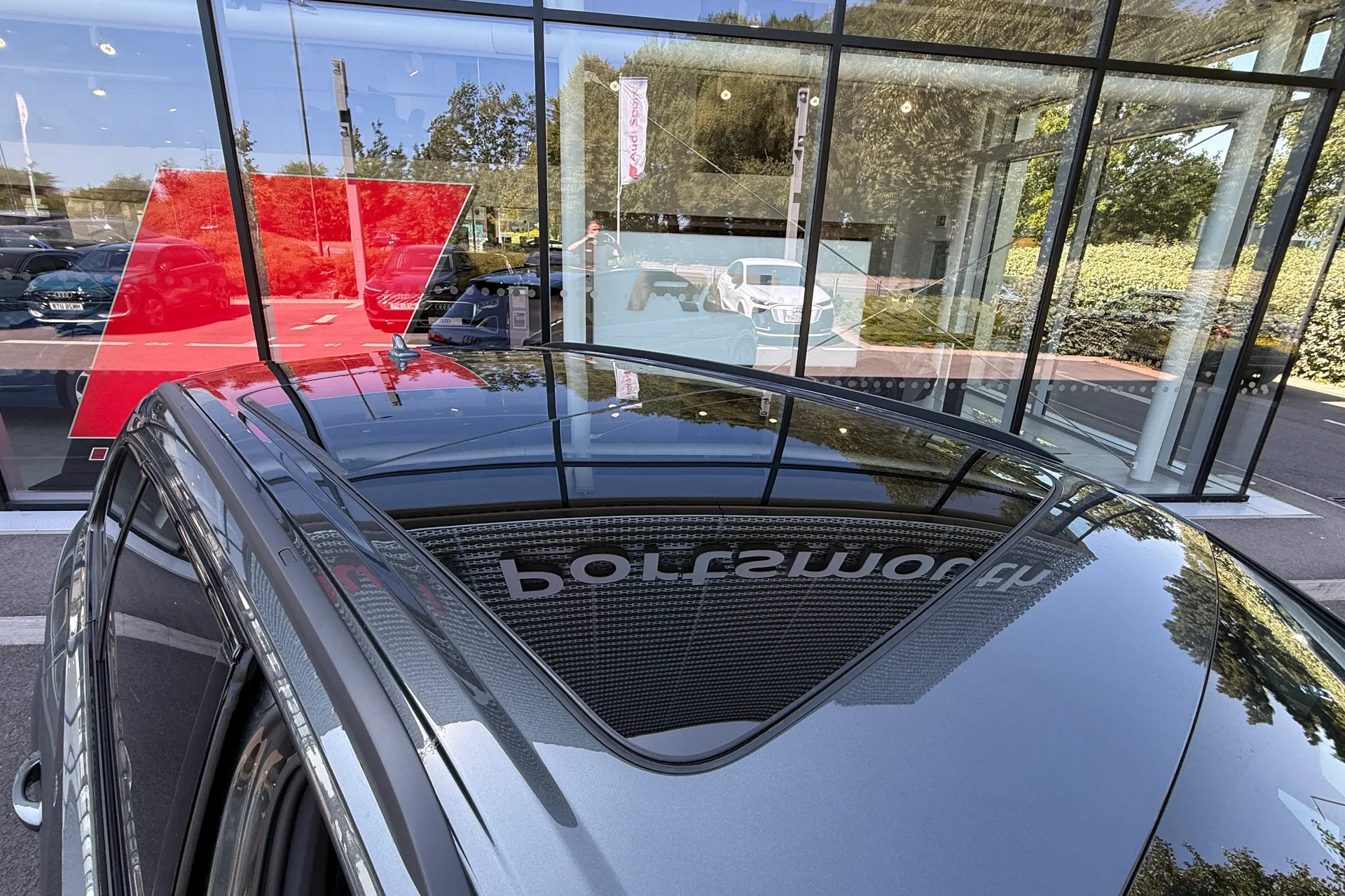 Audi Q7 thumbnail image number 42