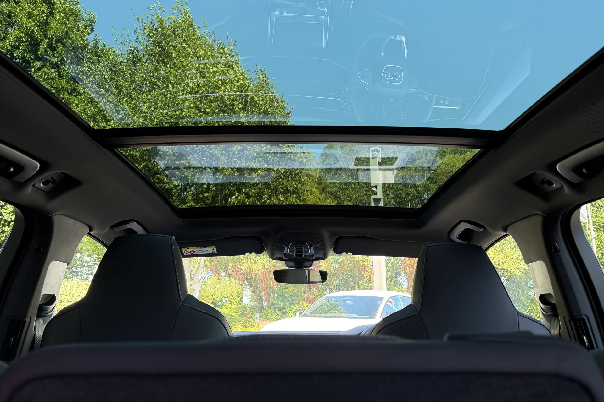 Audi Q7 thumbnail image number 3
