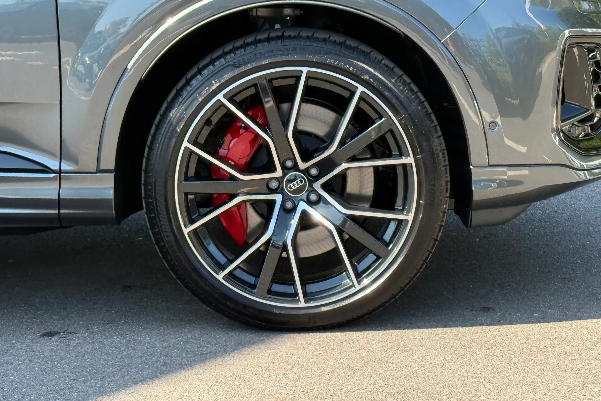 Audi Q7 thumbnail image number 22