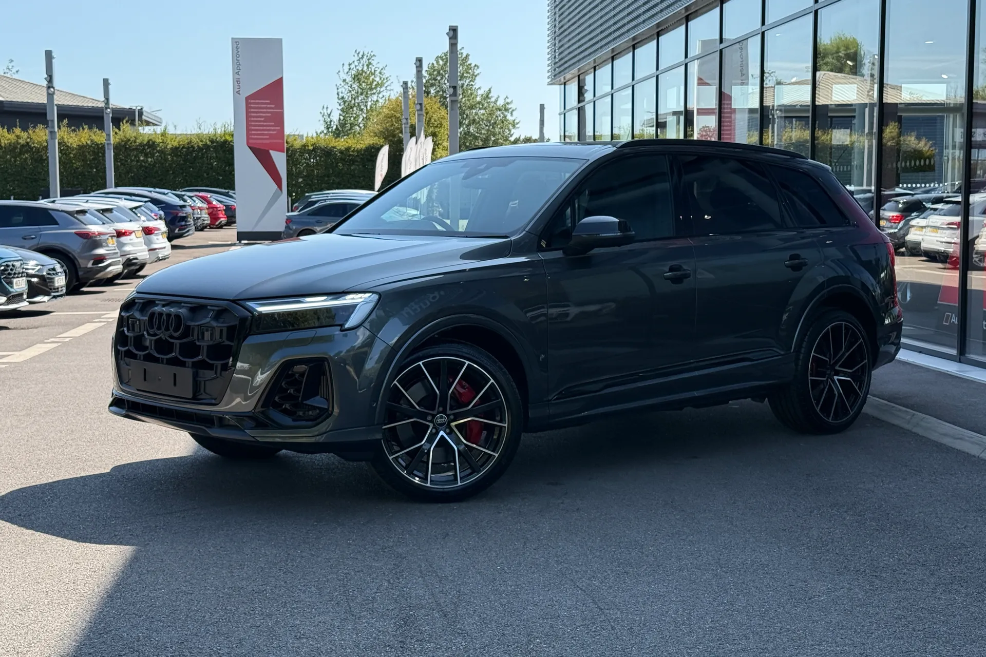 Audi Q7 thumbnail image number 7