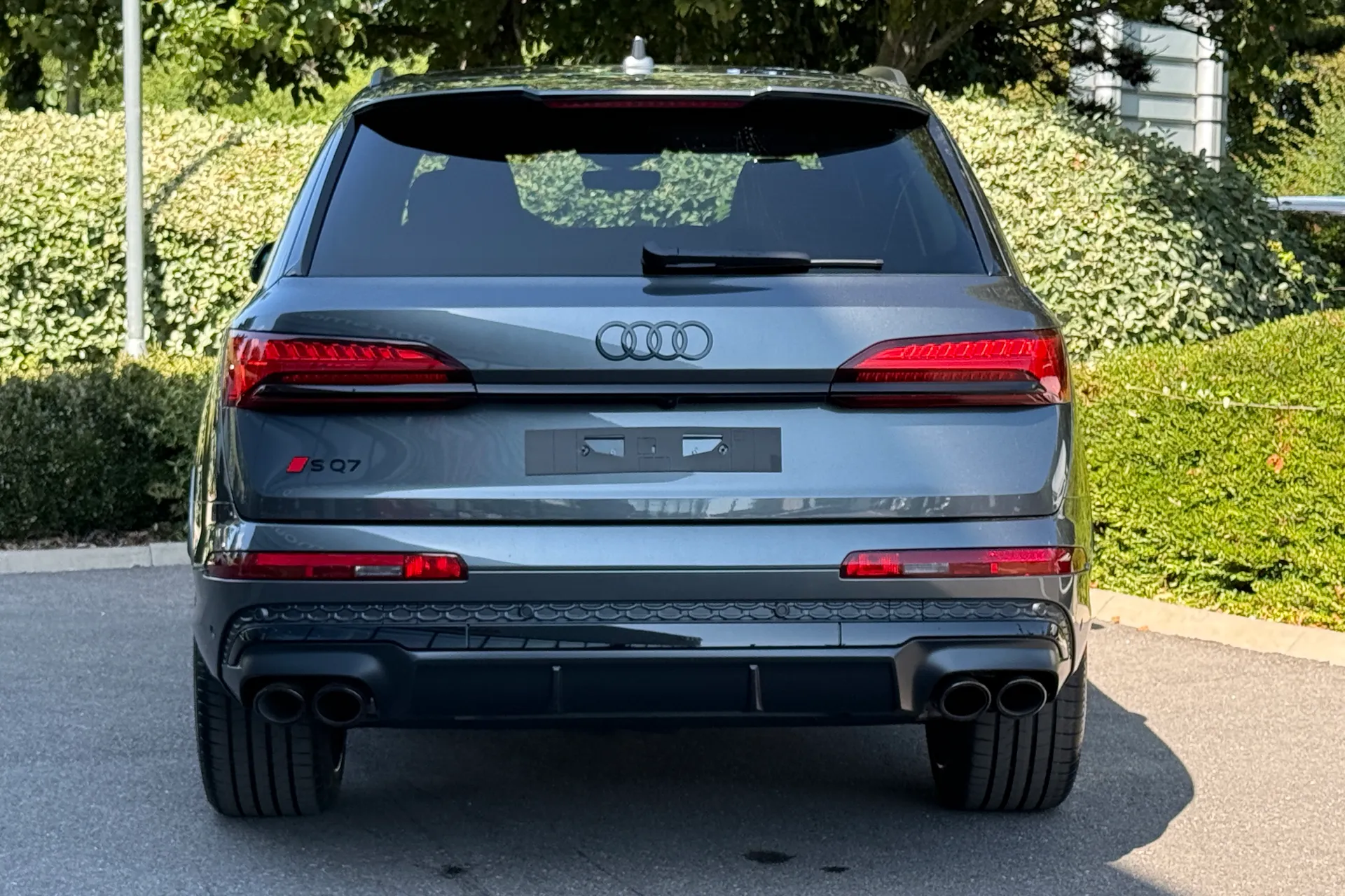 Audi Q7 thumbnail image number 11