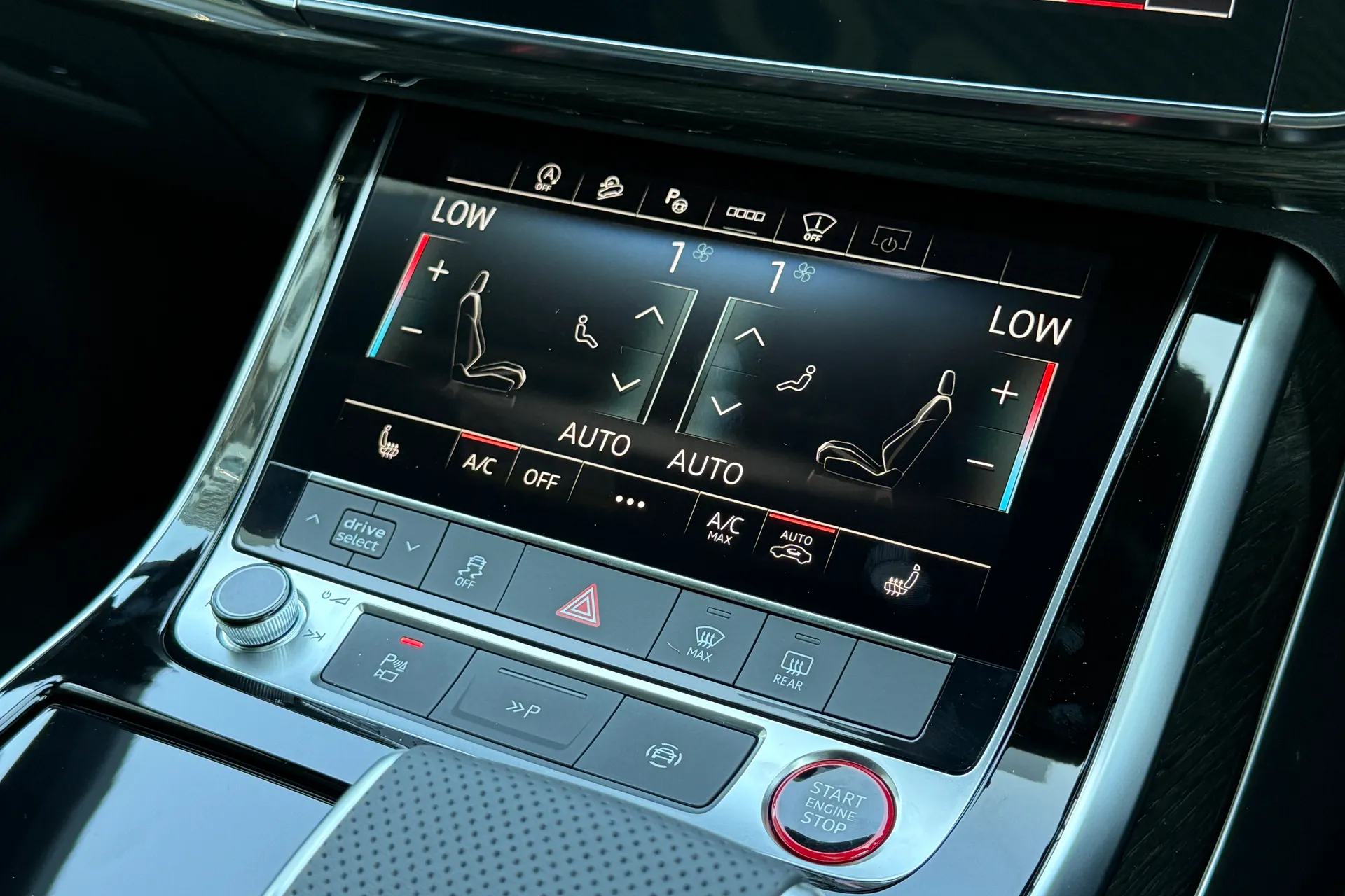 Audi Q7 thumbnail image number 21