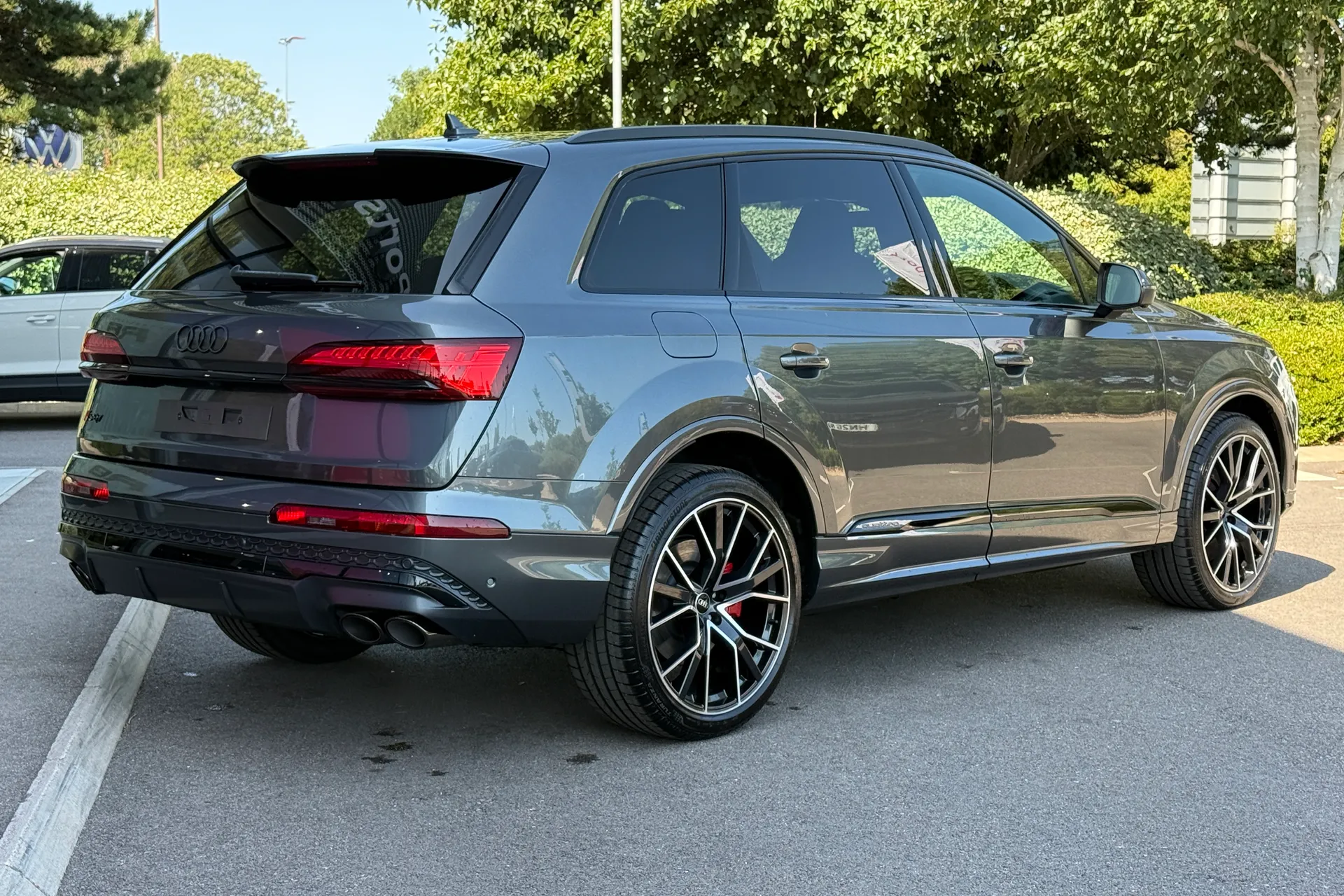 Audi Q7 thumbnail image number 25