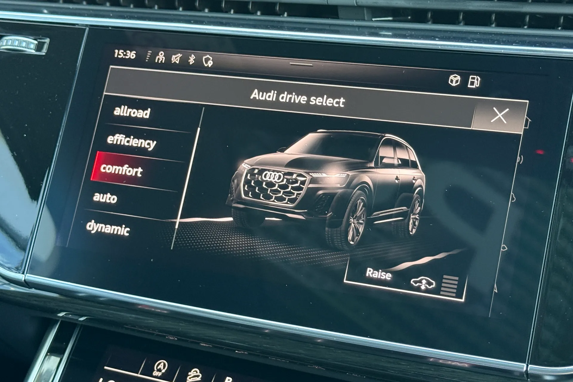 Audi Q7 thumbnail image number 29