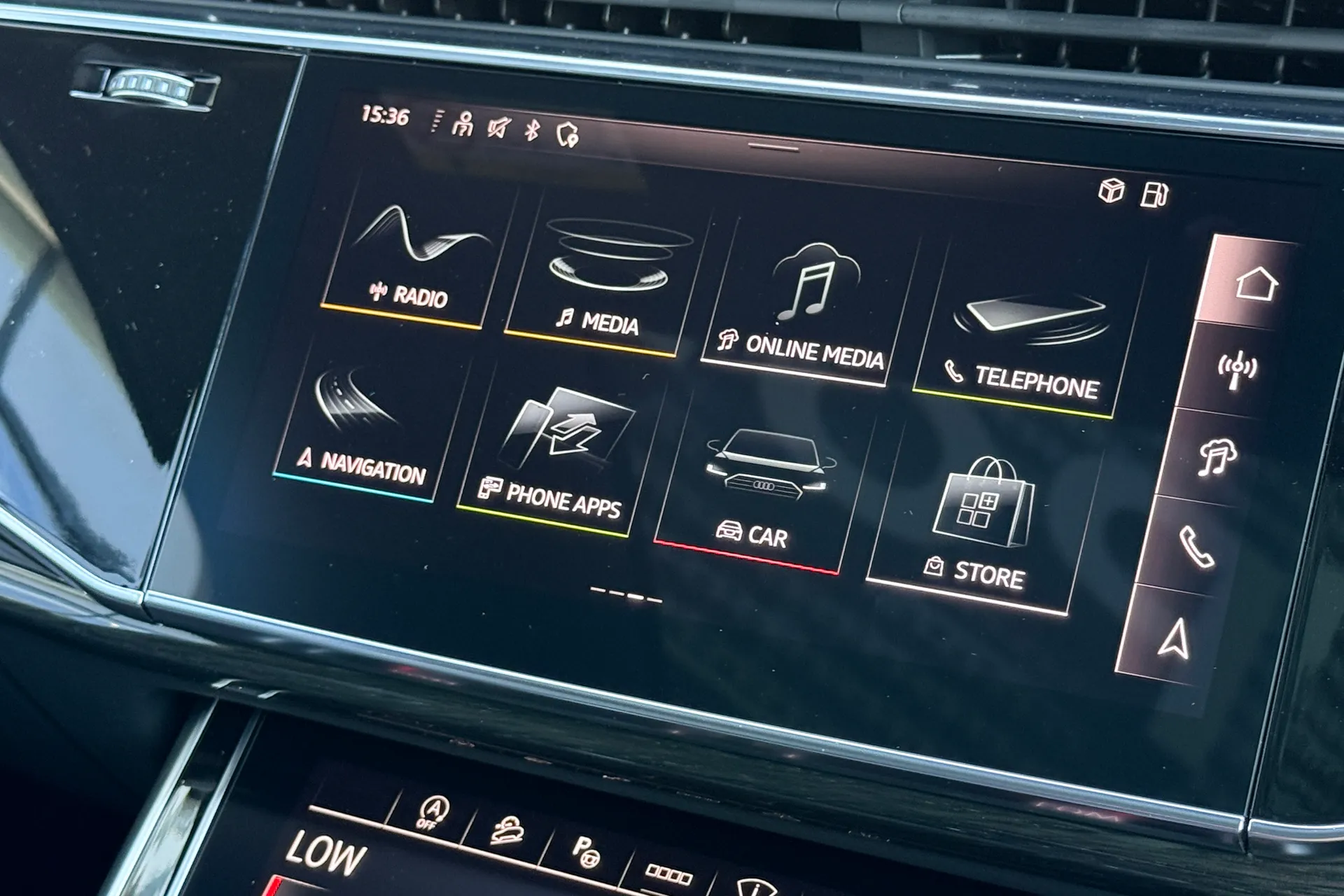 Audi Q7 thumbnail image number 36