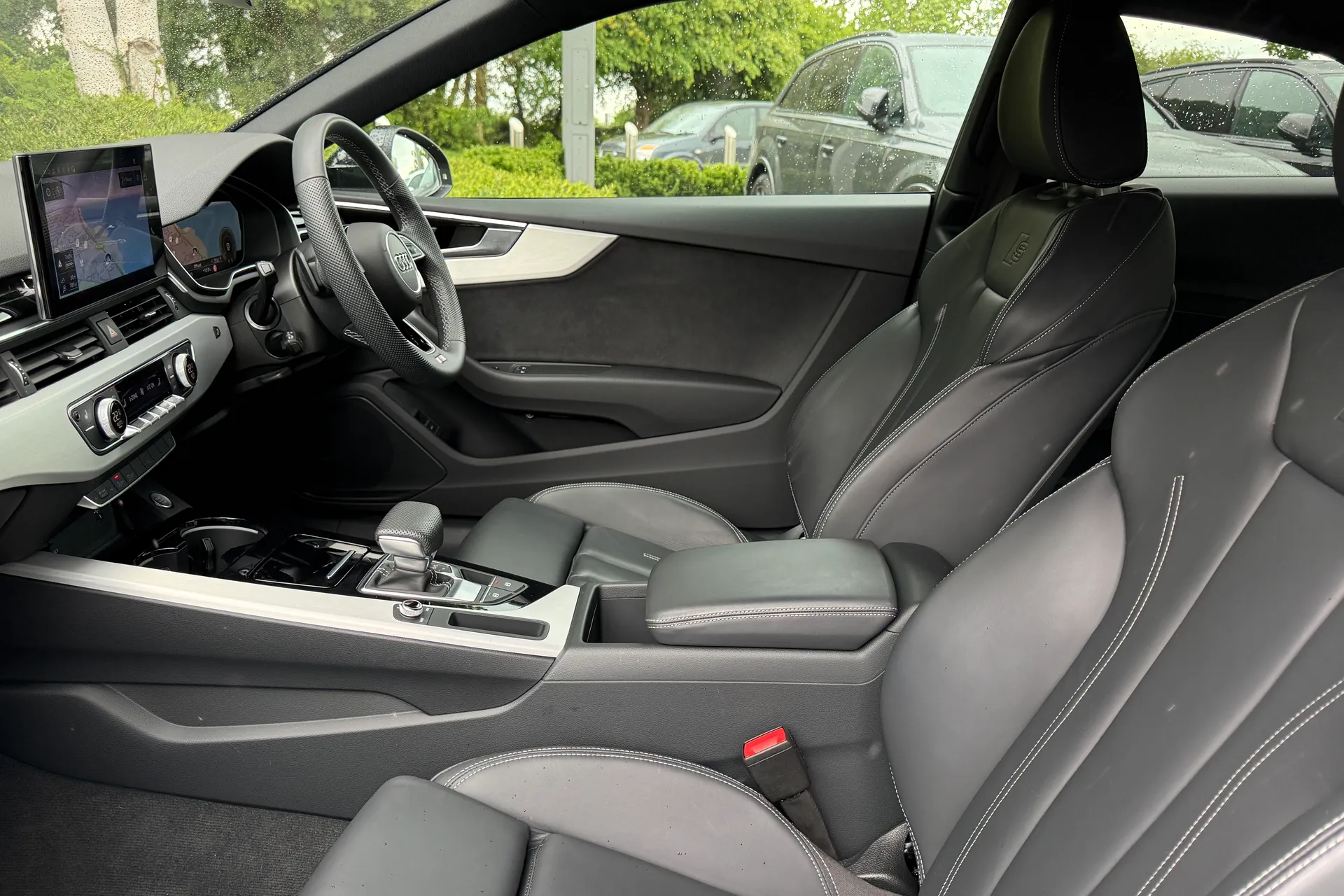 Audi A5 thumbnail image number 39