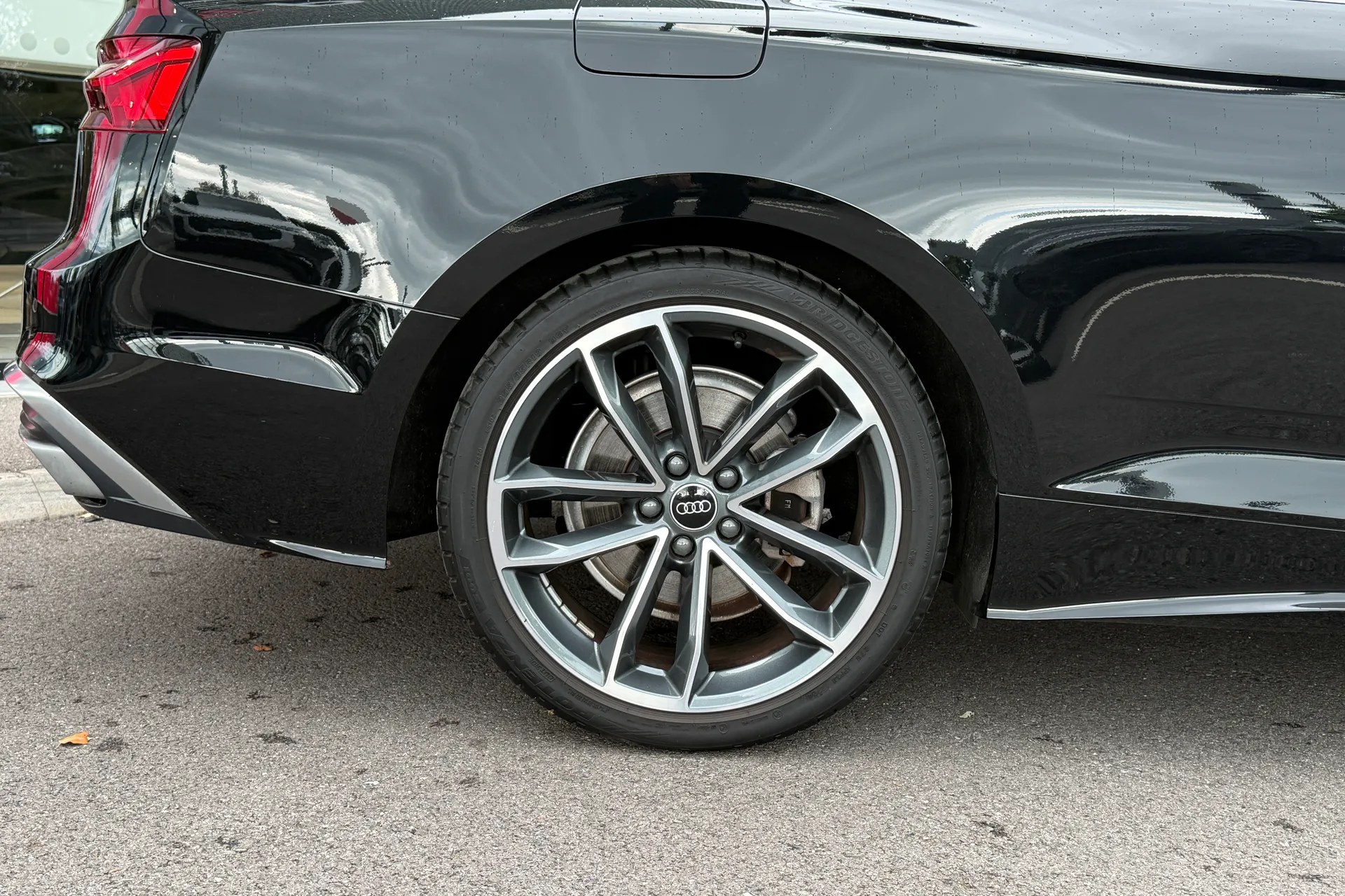 Audi A5 thumbnail image number 25