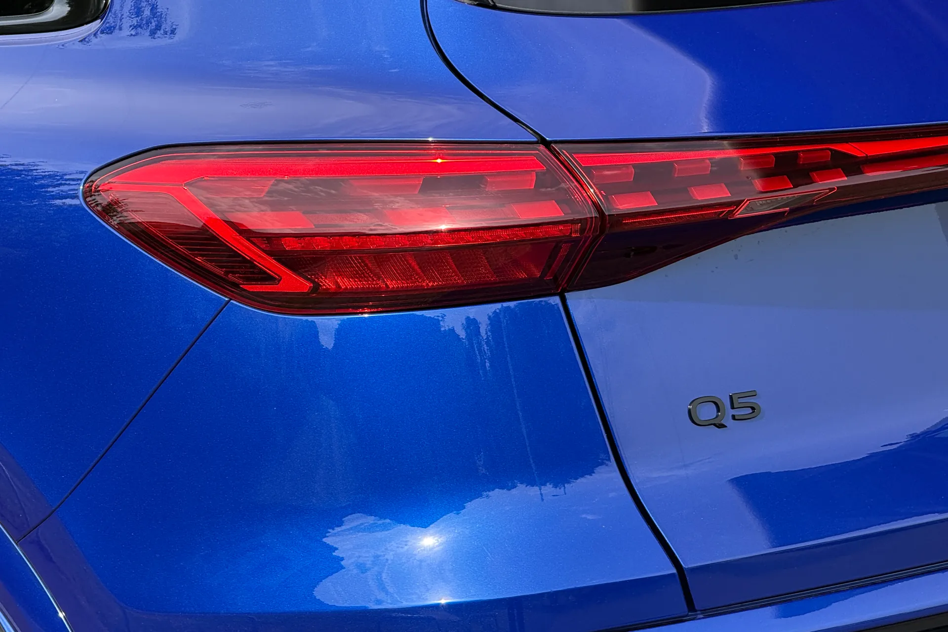 Audi Q5 thumbnail image number 44