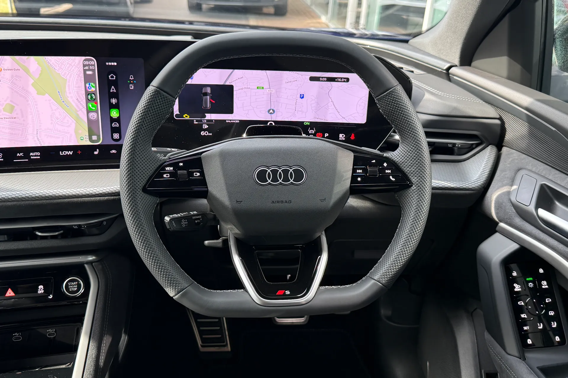 Audi Q5 thumbnail image number 37