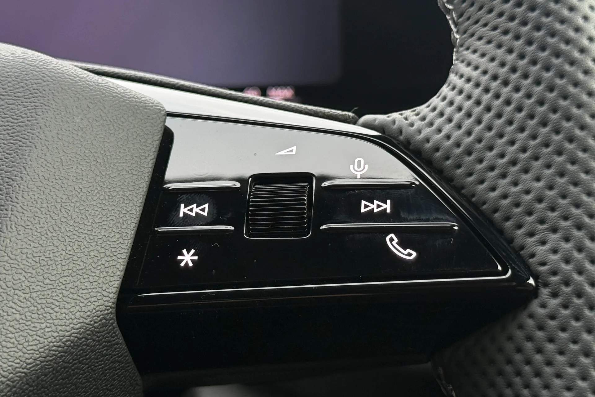 Audi Q5 thumbnail image number 15