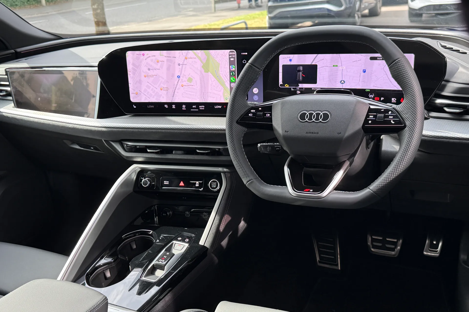 Audi Q5 thumbnail image number 33