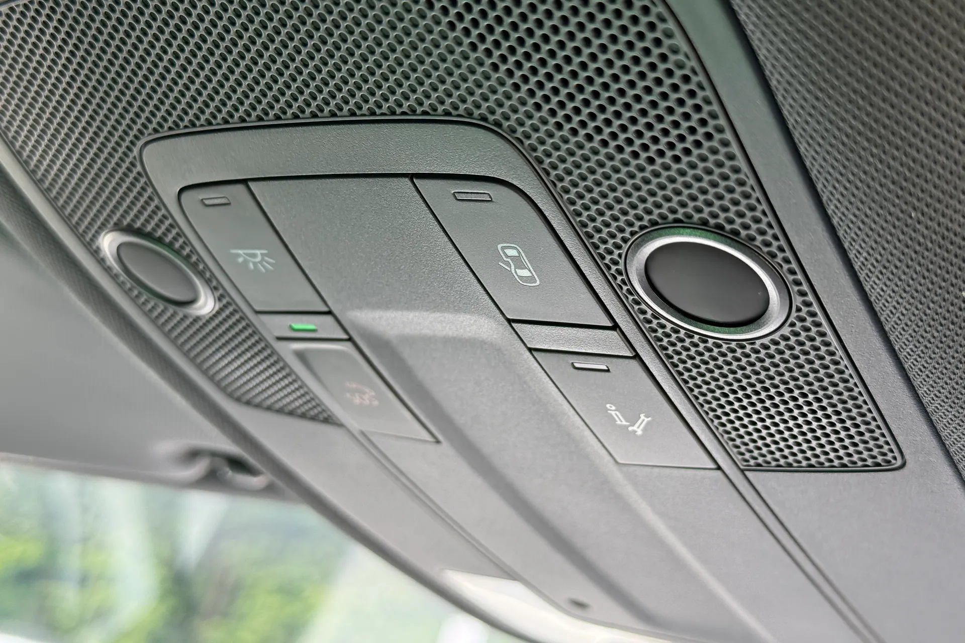 Audi A3 thumbnail image number 25