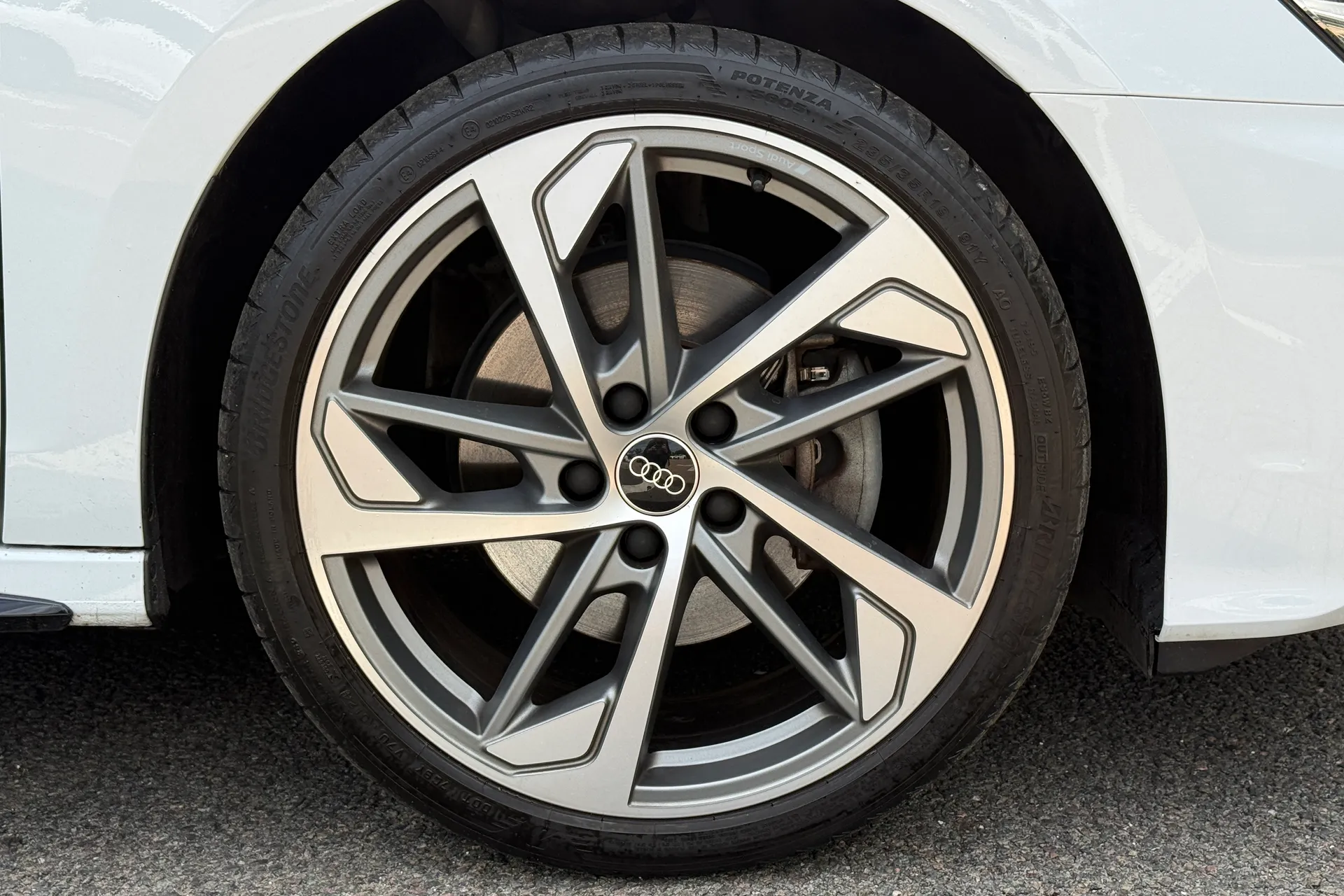 Audi A3 thumbnail image number 31