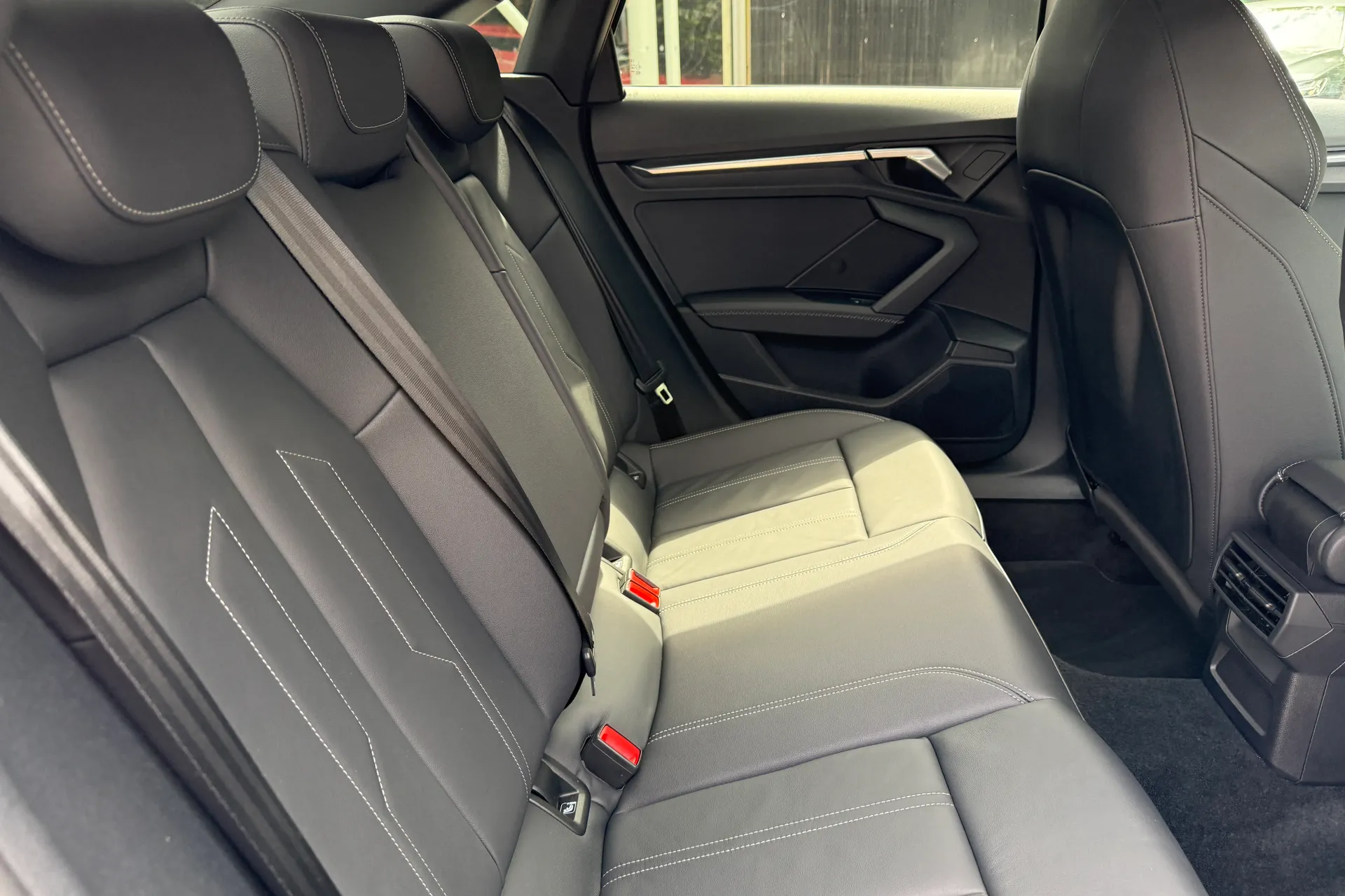 Audi A3 thumbnail image number 34