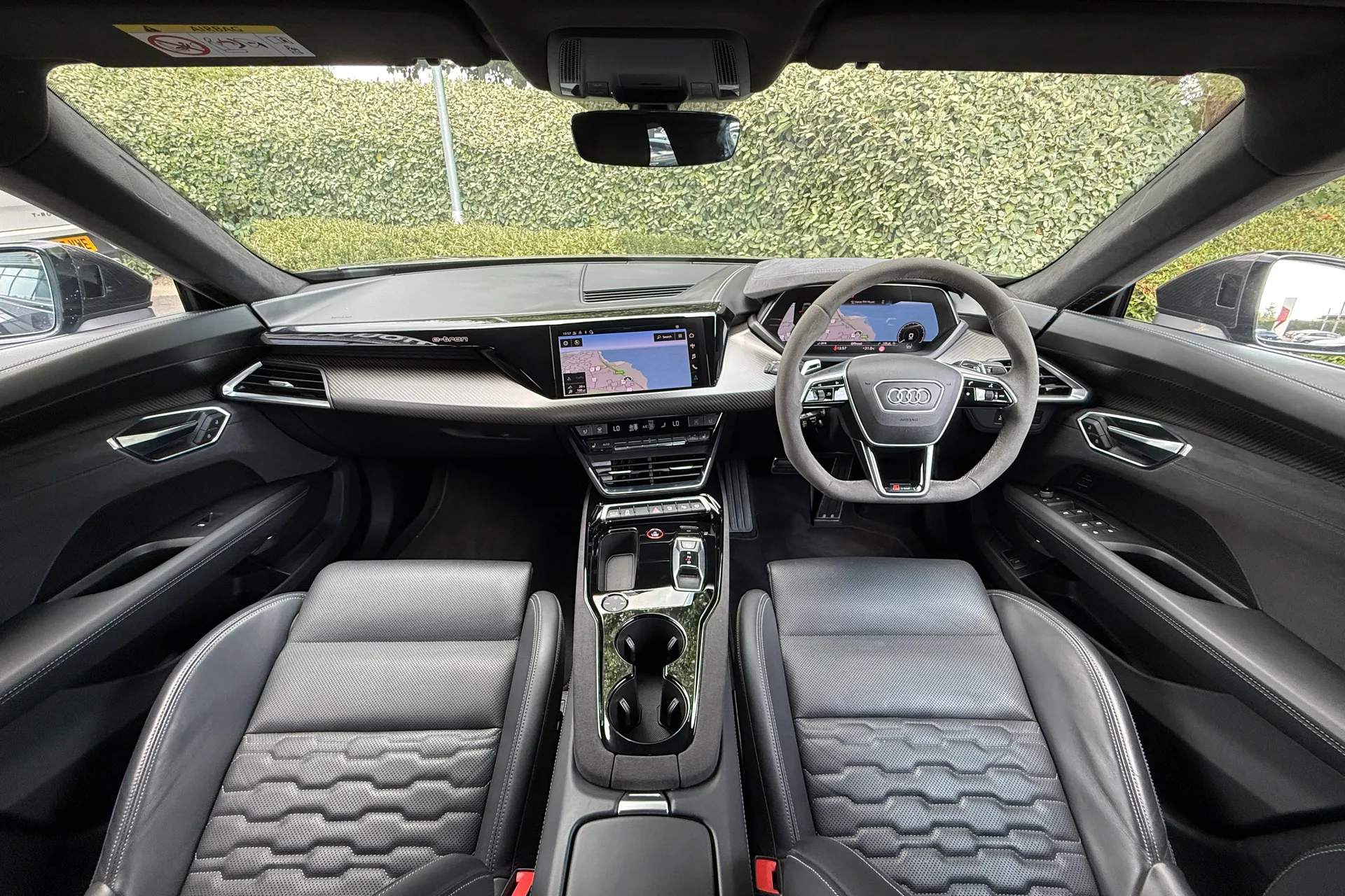 Audi RS e-tron GT thumbnail image number 6