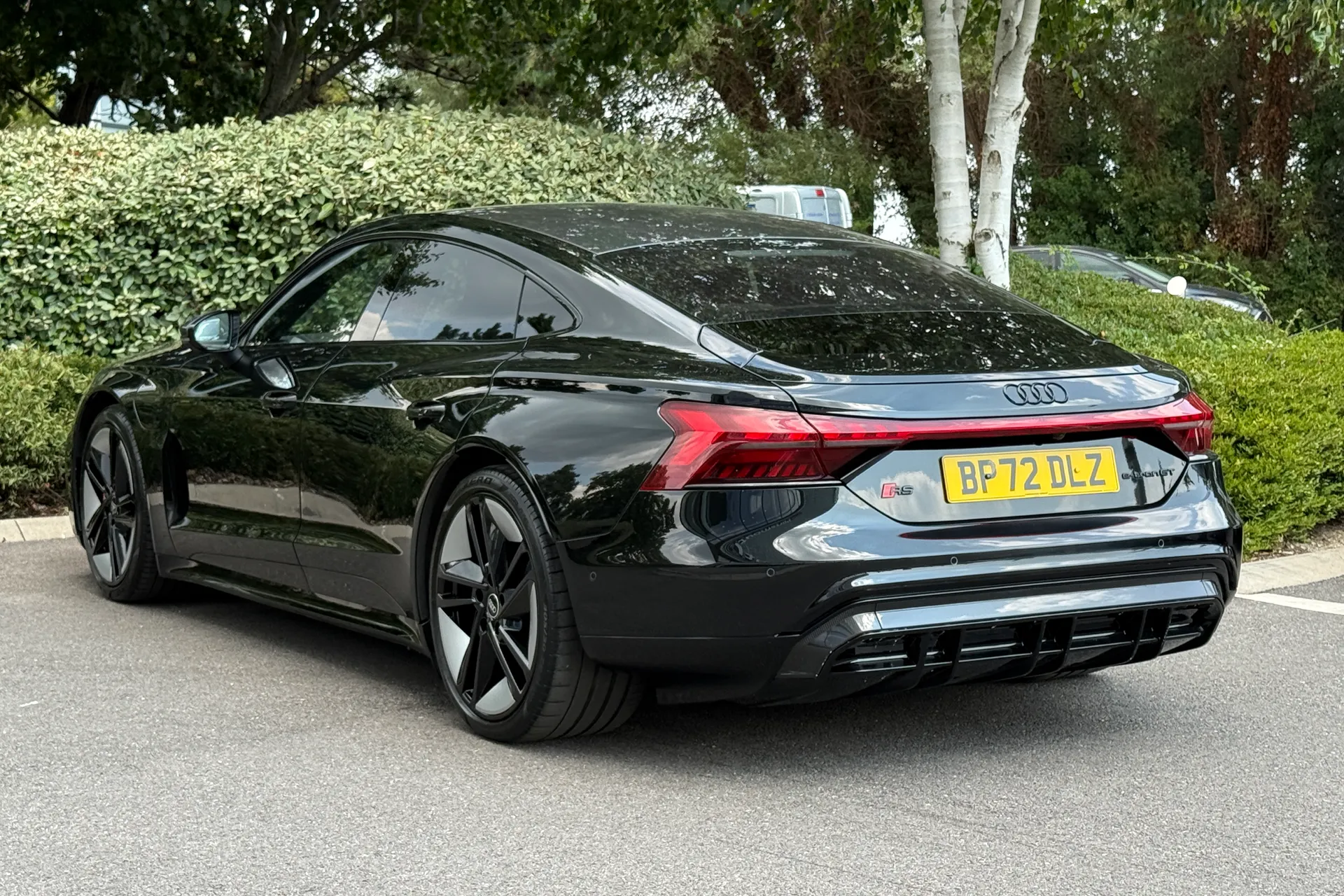 Audi RS e-tron GT thumbnail image number 13