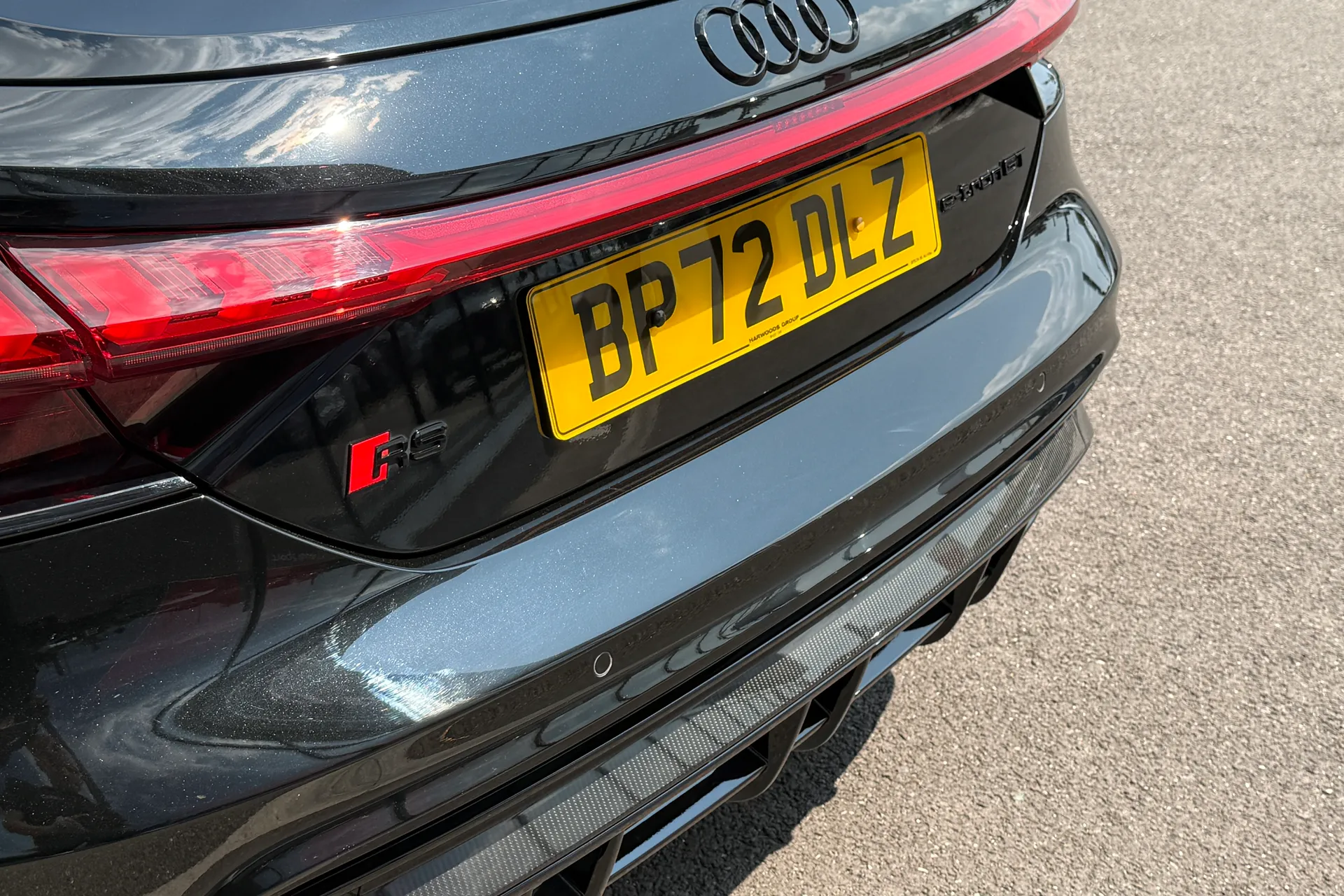 Audi RS e-tron GT thumbnail image number 27