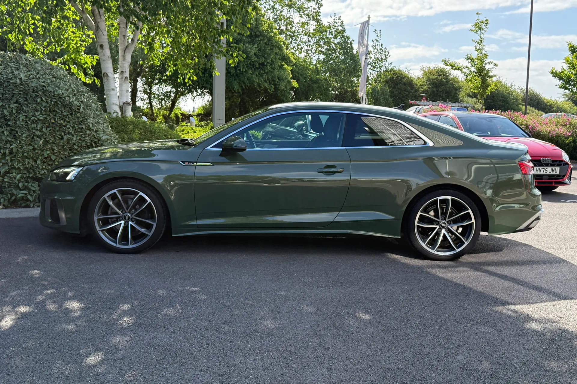 Audi A5 thumbnail image number 2