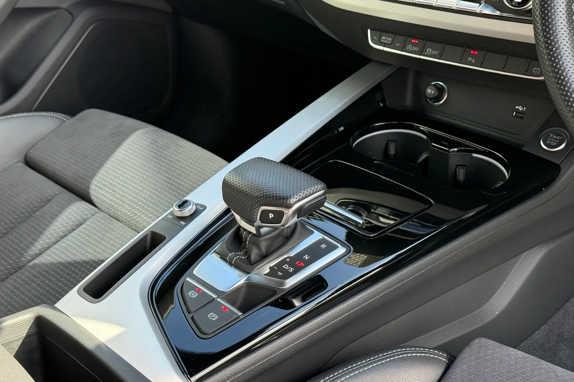 Audi A5 thumbnail image number 17