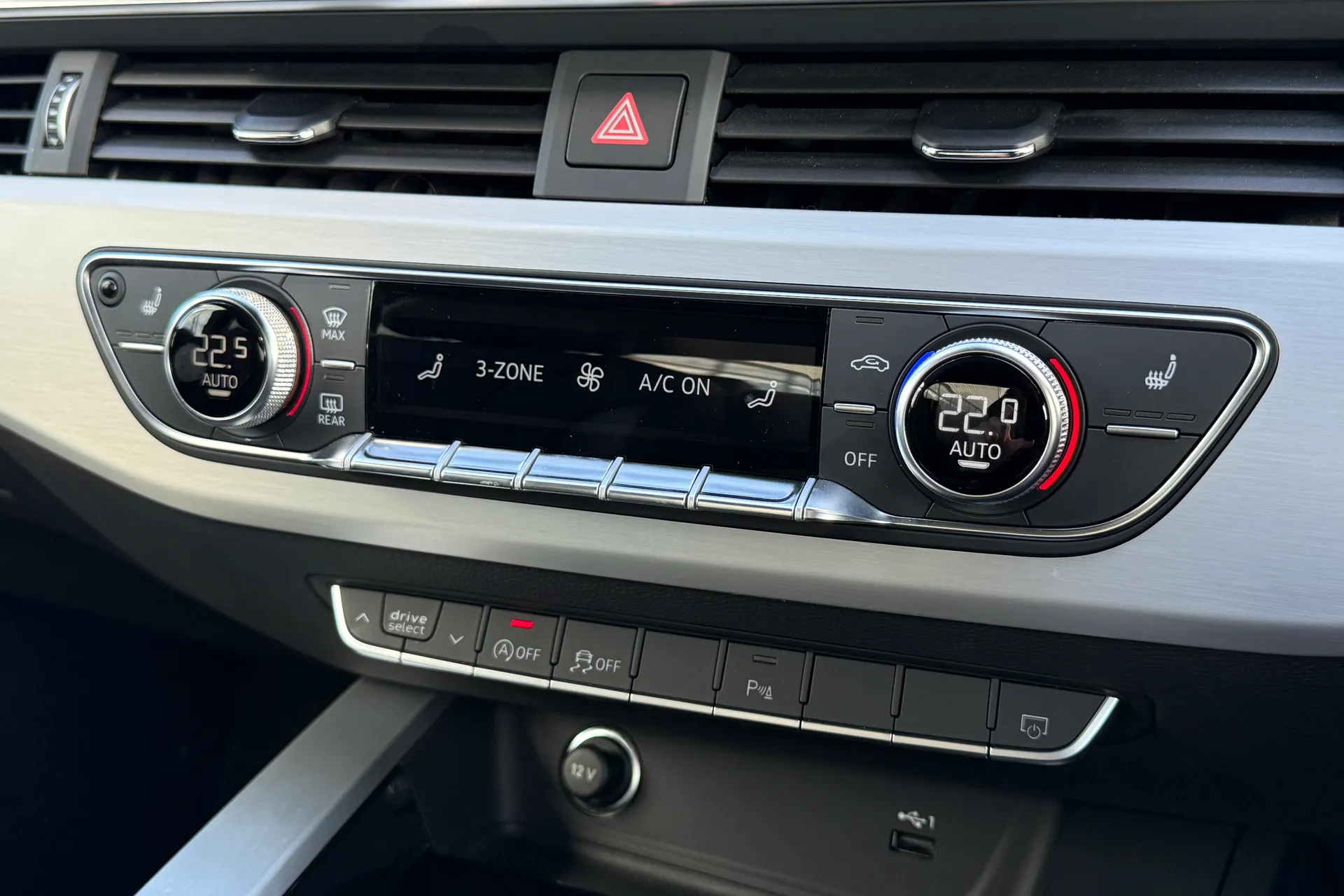 Audi A5 thumbnail image number 21