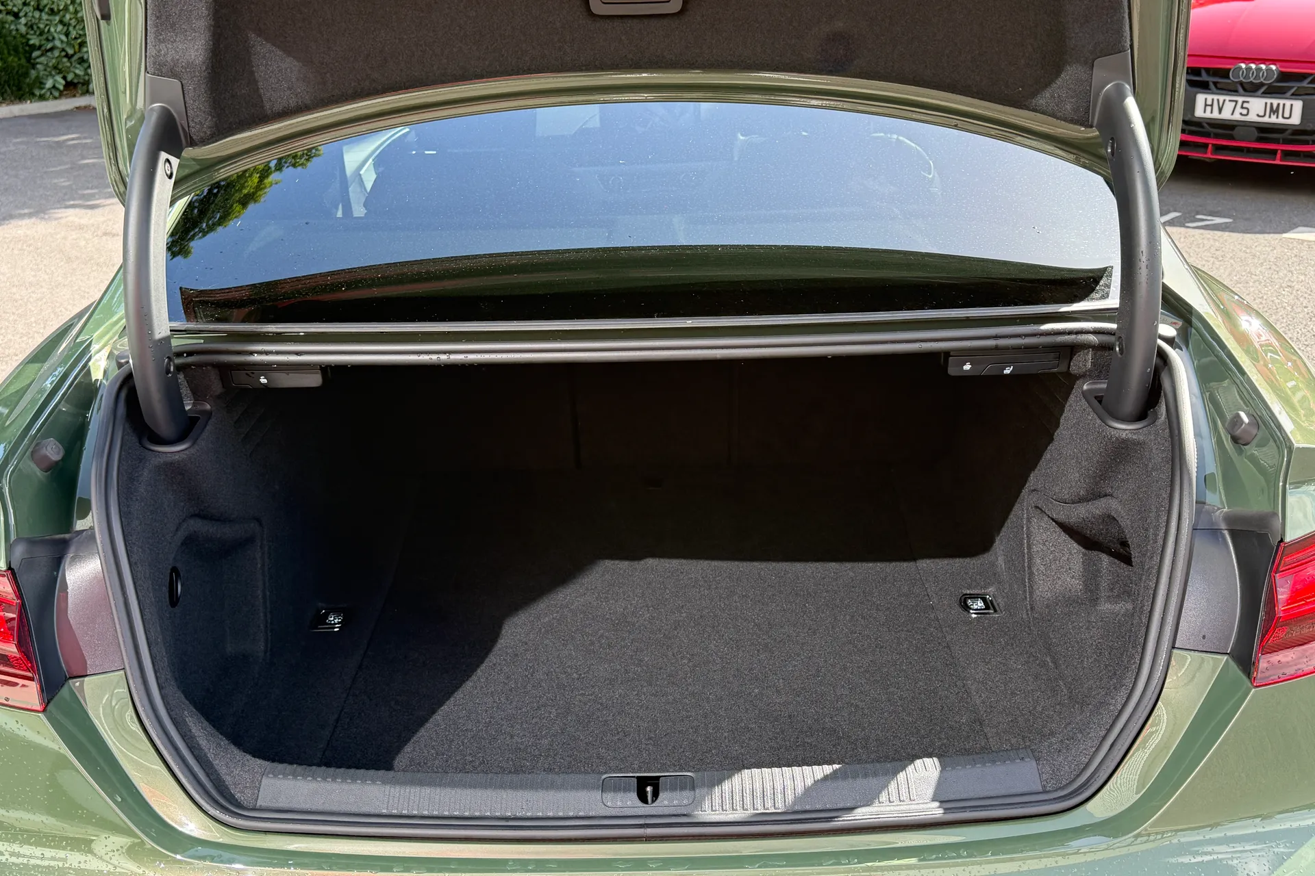 Audi A5 thumbnail image number 38