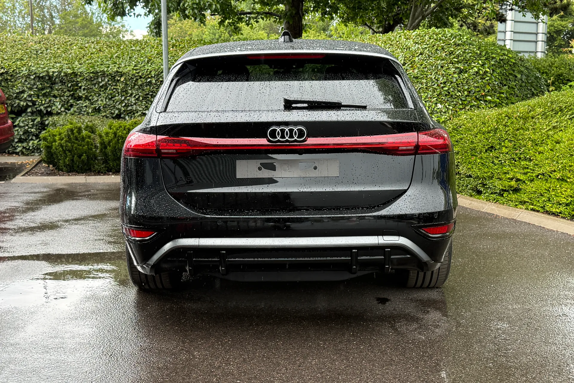 Audi A6 thumbnail image number 25